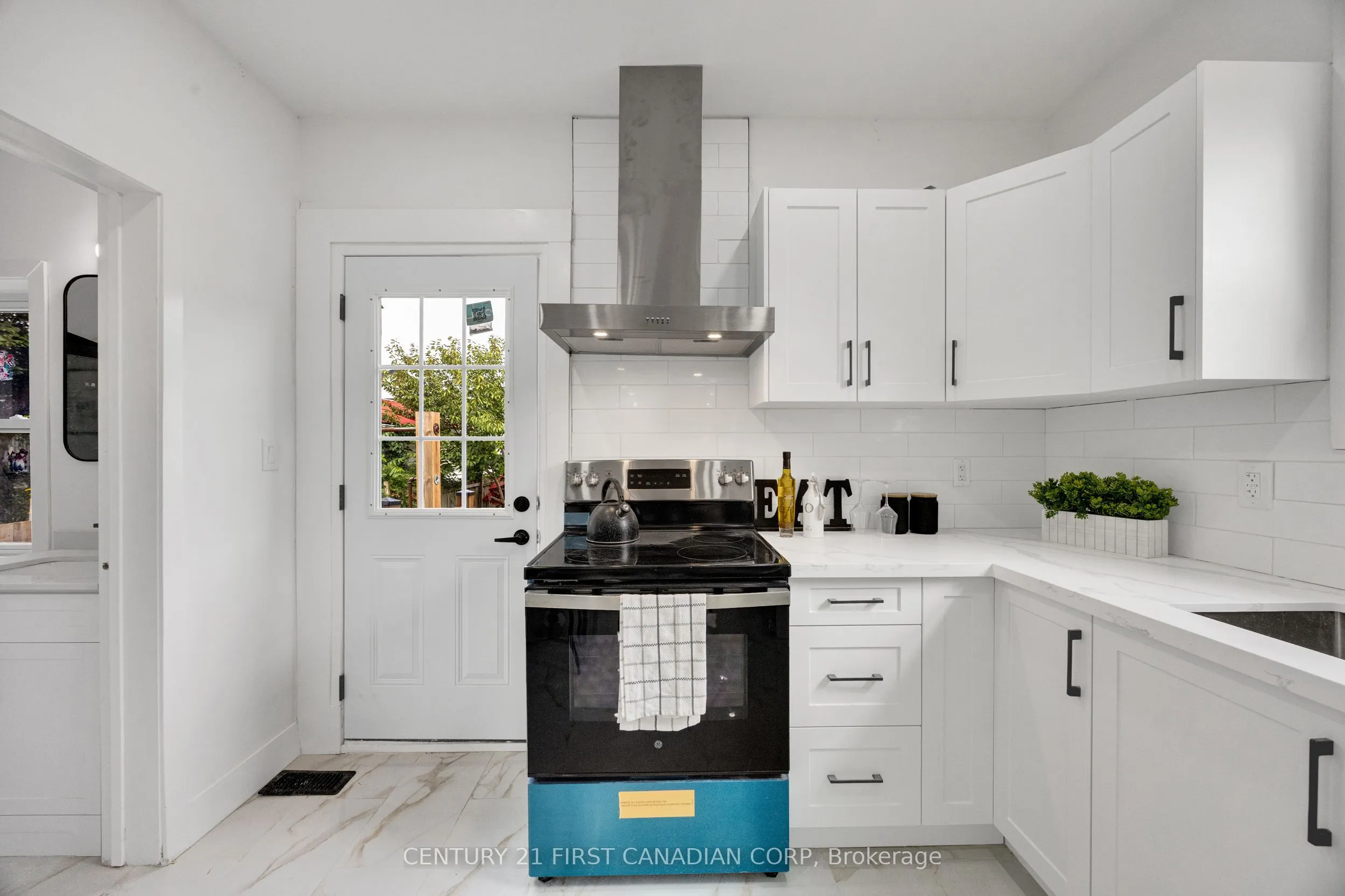 328 Oakland Avenue