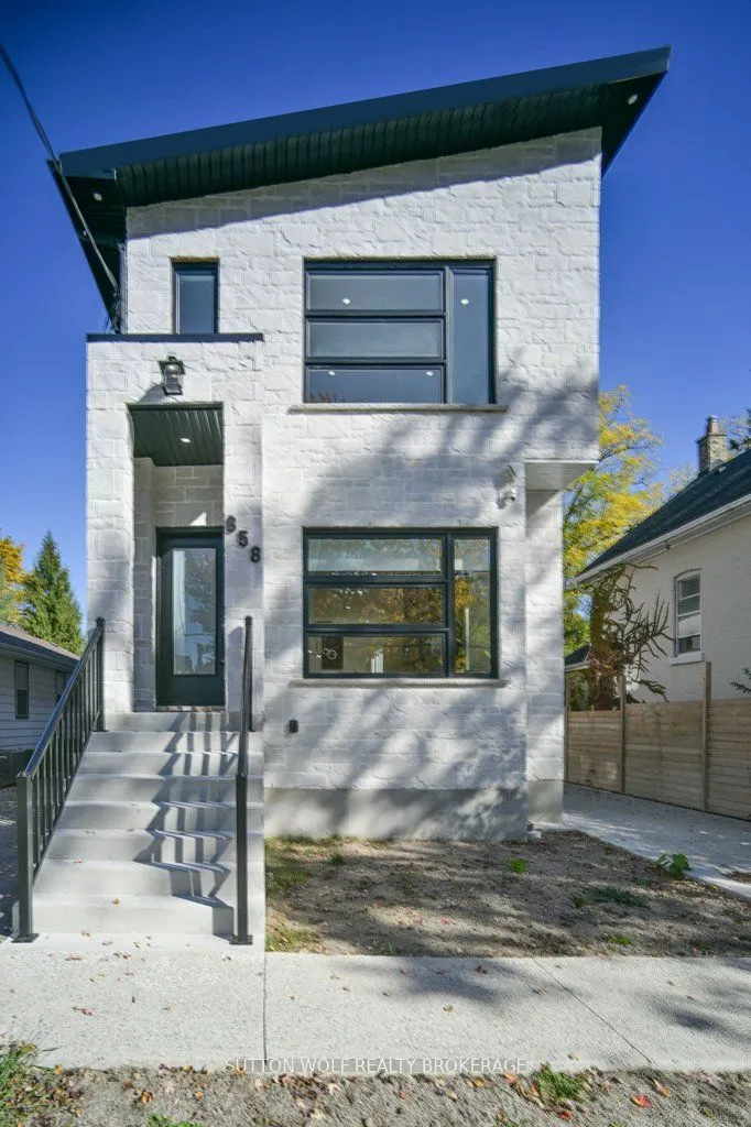 858 William Street