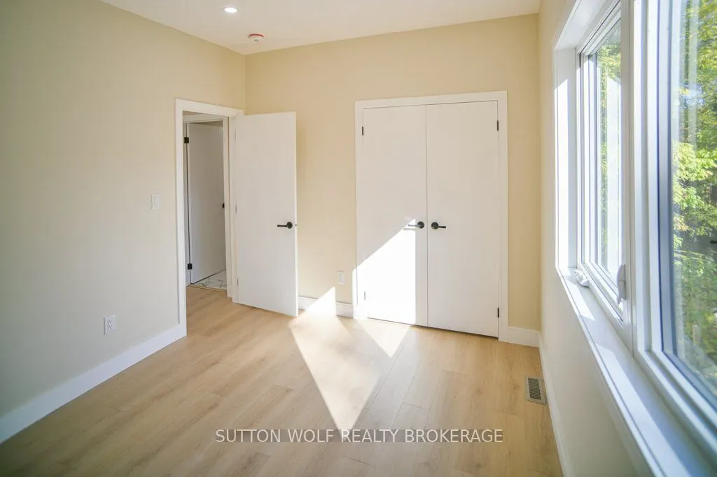 858 William Street