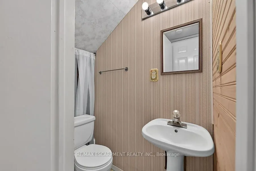 63 FONTHILL Road #3