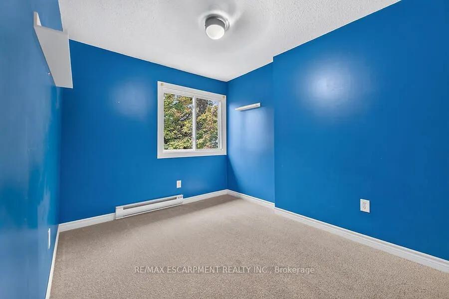 63 FONTHILL Road #3