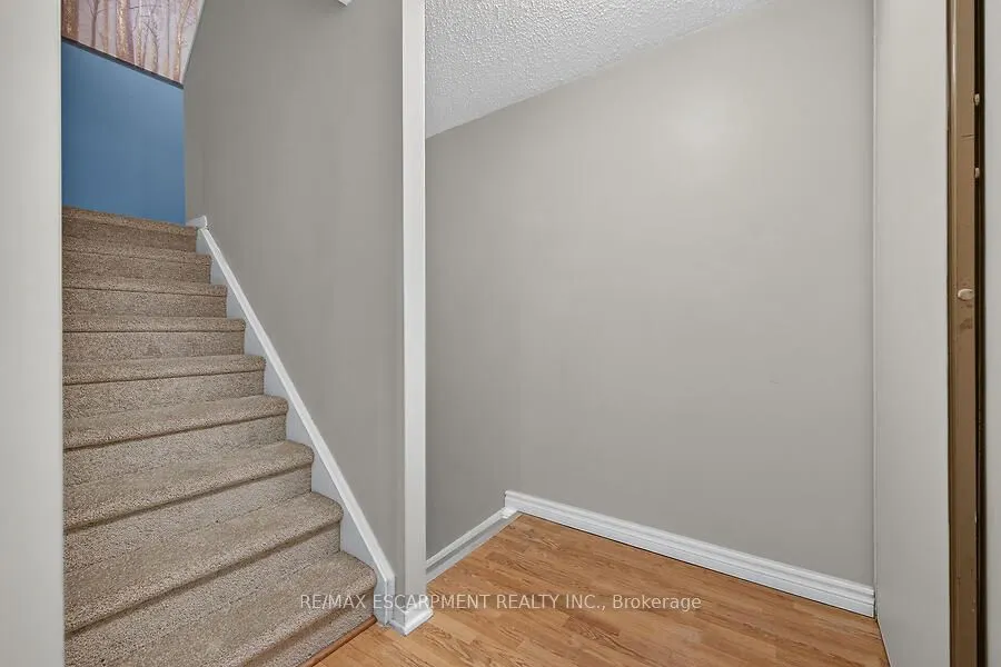 63 FONTHILL Road #3