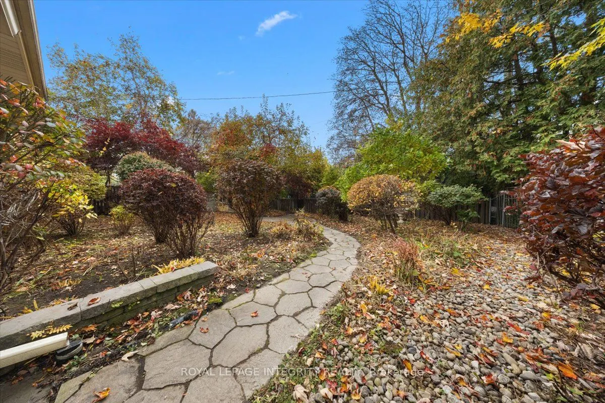 2656 Marble Crescent