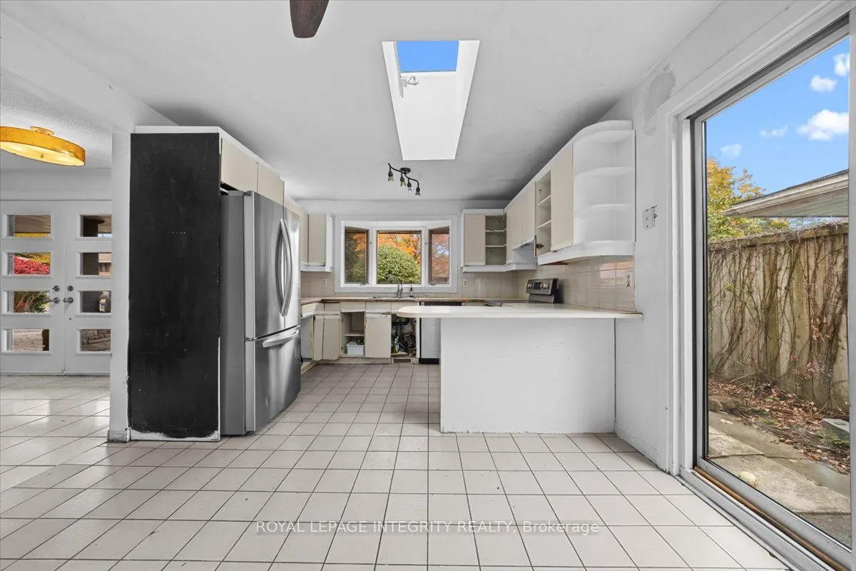 2656 Marble Crescent