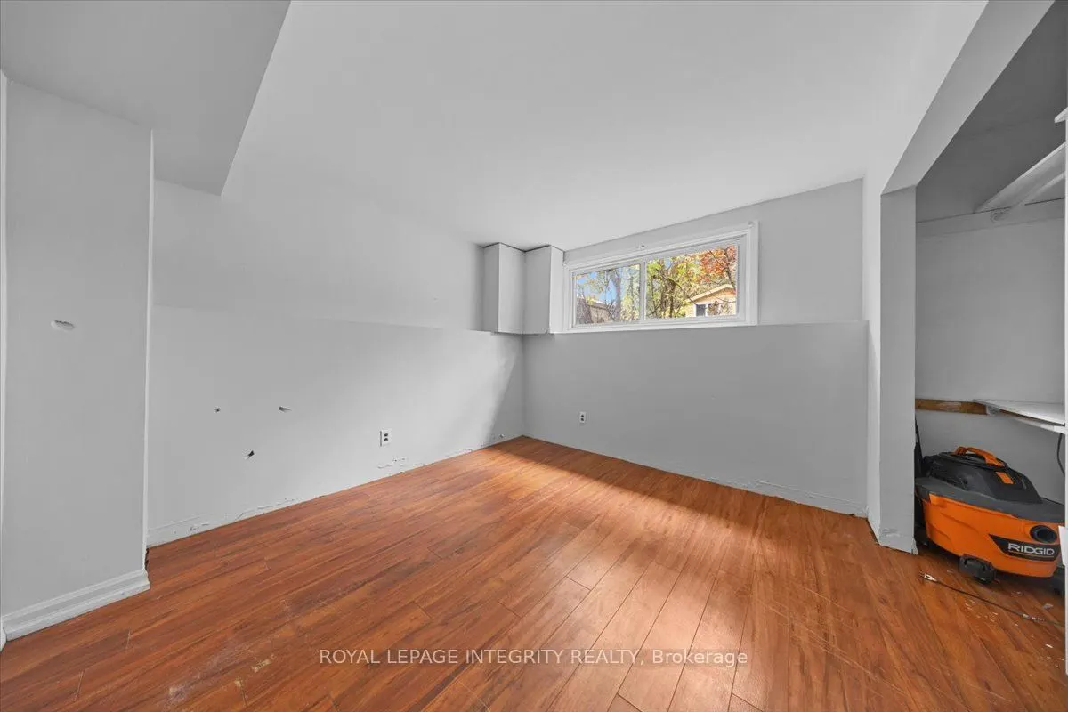 2656 Marble Crescent