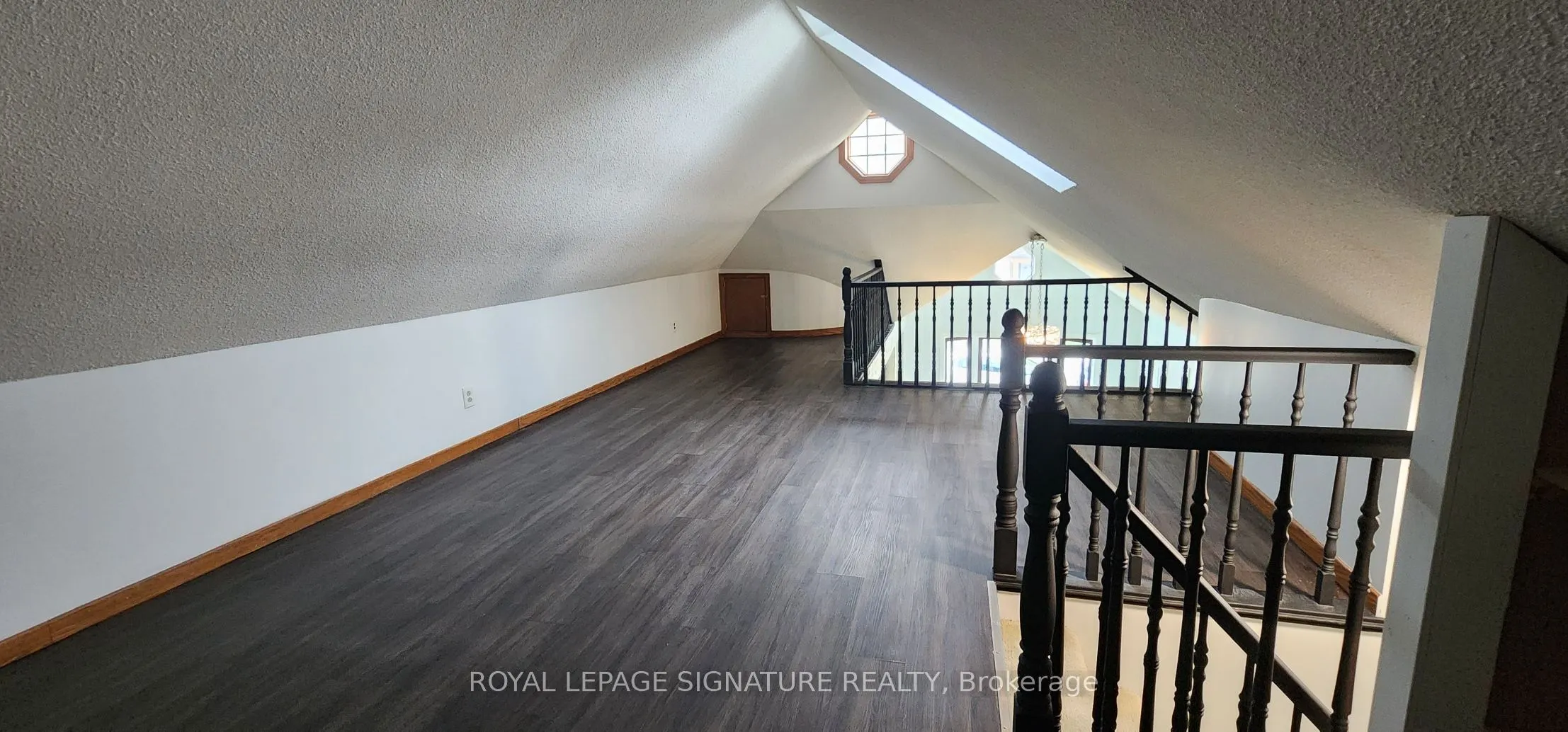 63 Lowell Avenue E