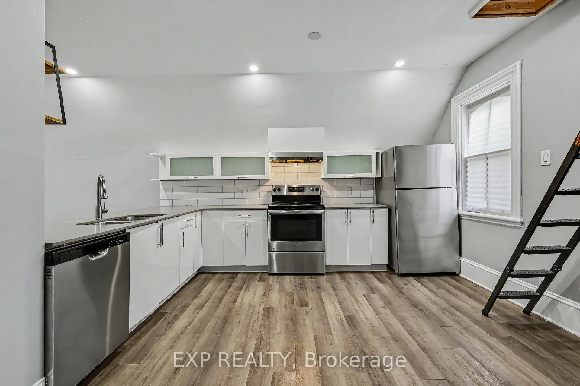 419 Besserer Street #B