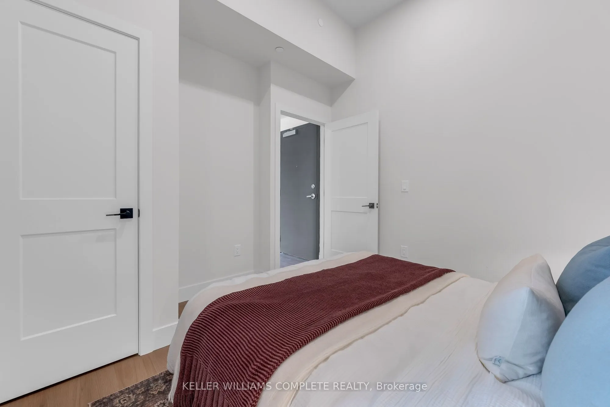 56 York Boulevard #211