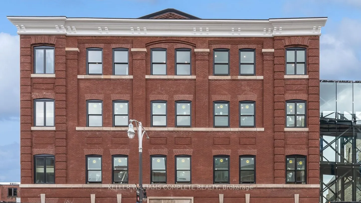 56 York Boulevard #211
