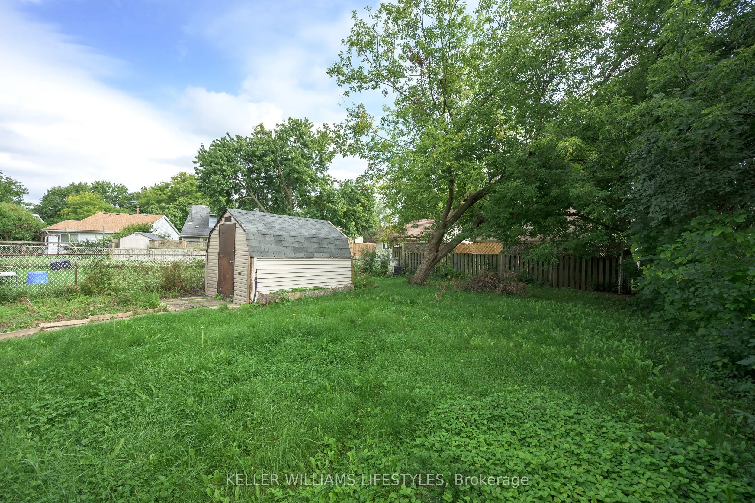 1024 Jalna Boulevard