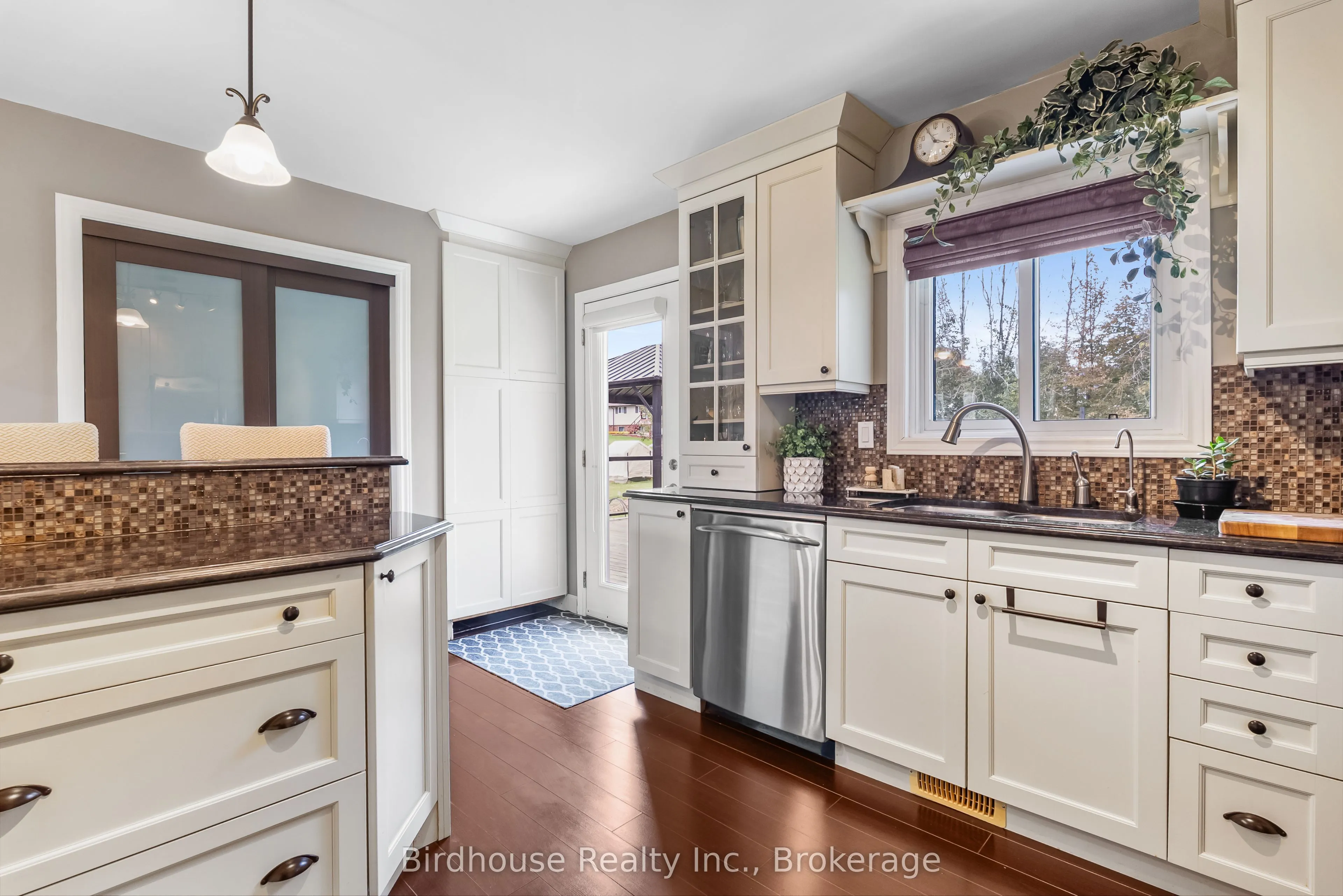 205 Lakeshore Drive