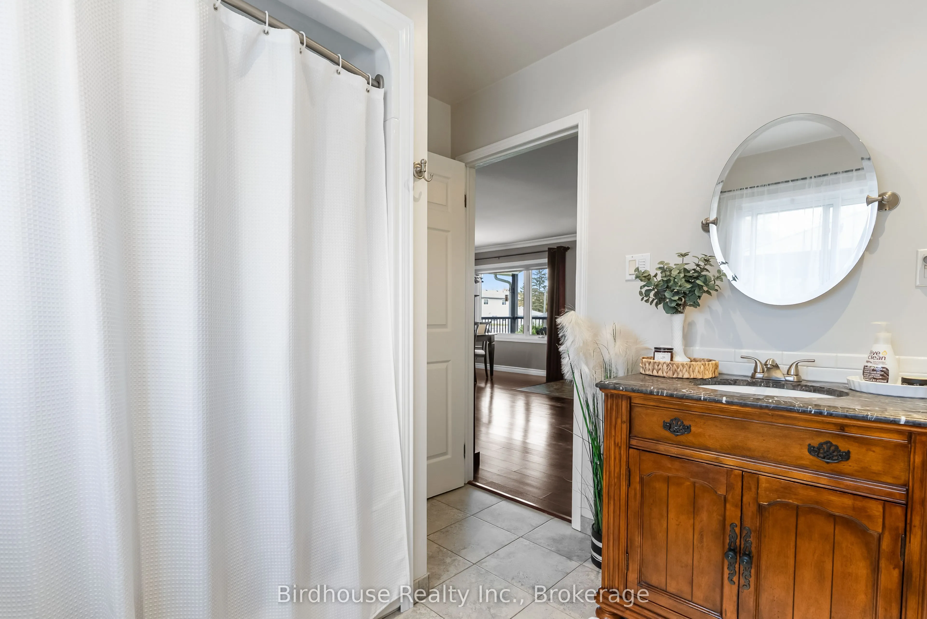 205 Lakeshore Drive