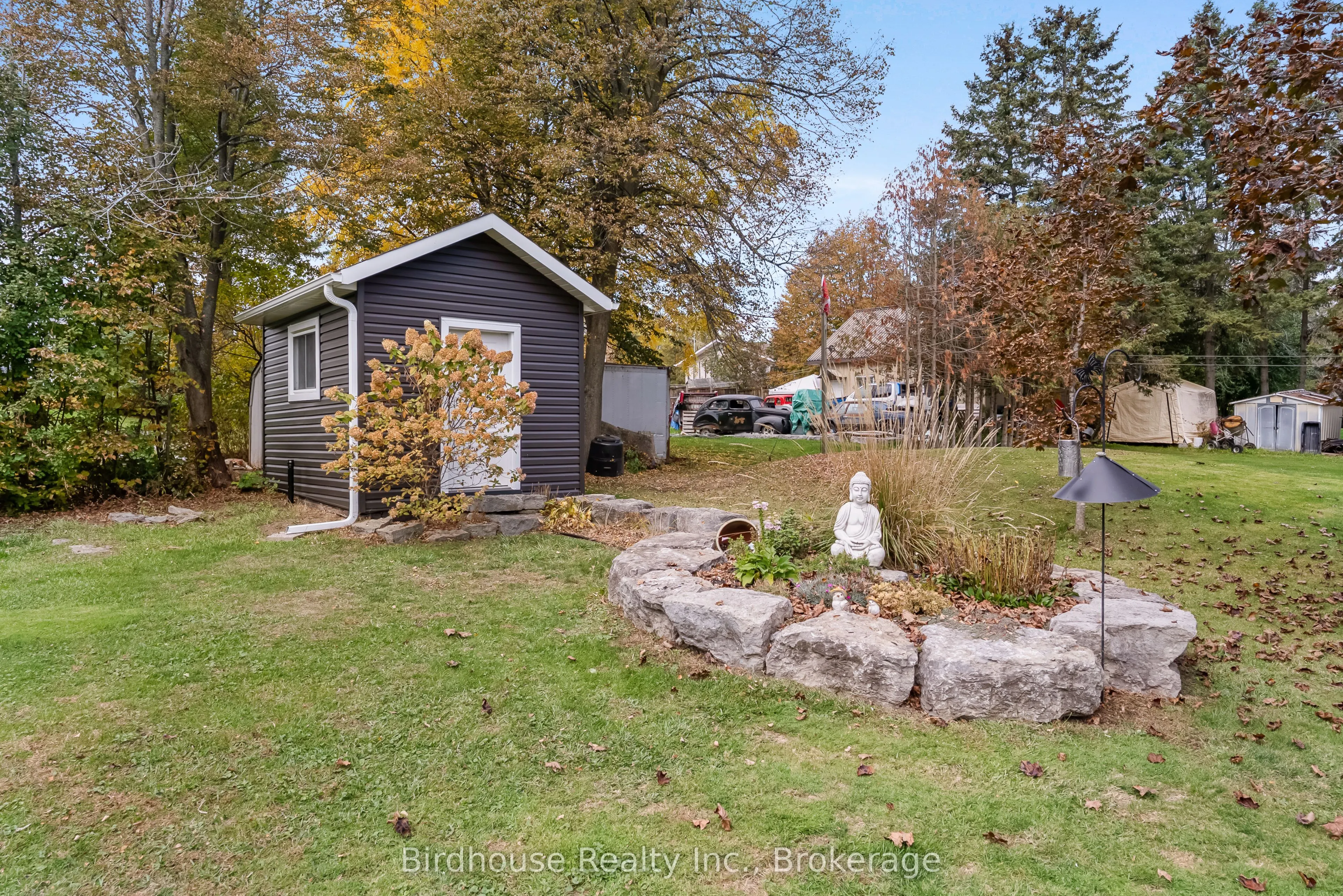 205 Lakeshore Drive