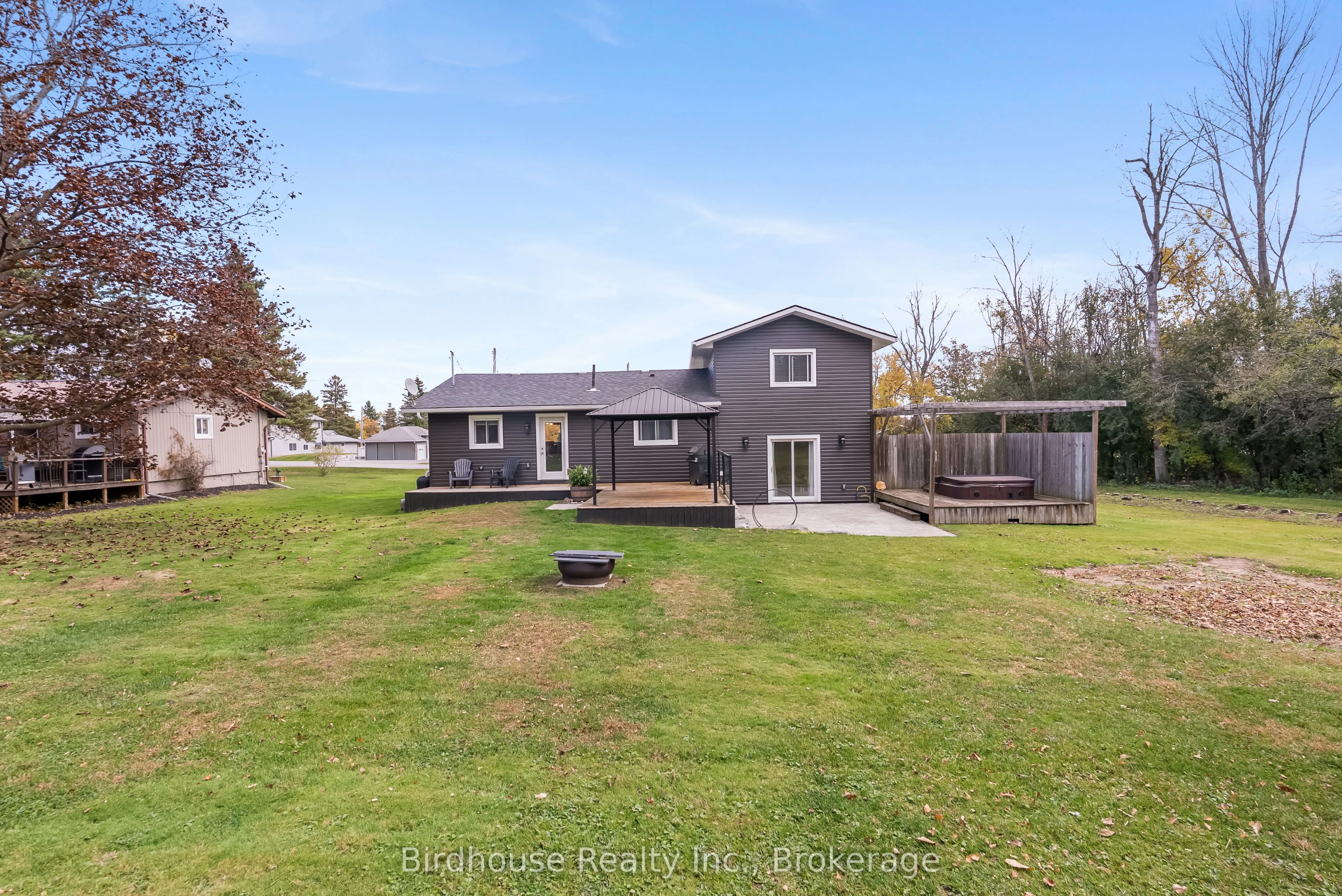 205 Lakeshore Drive