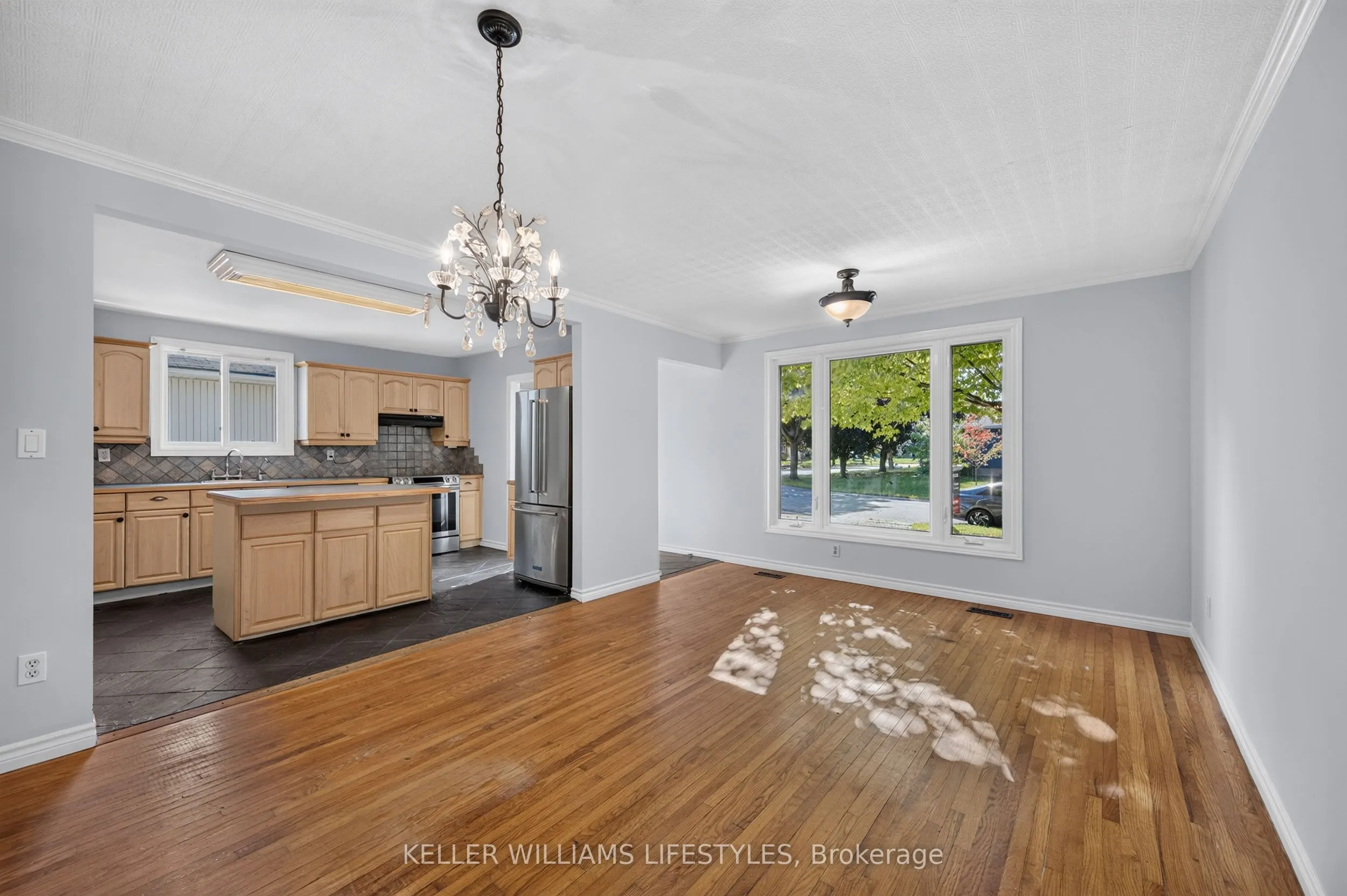 42 Stroud Crescent