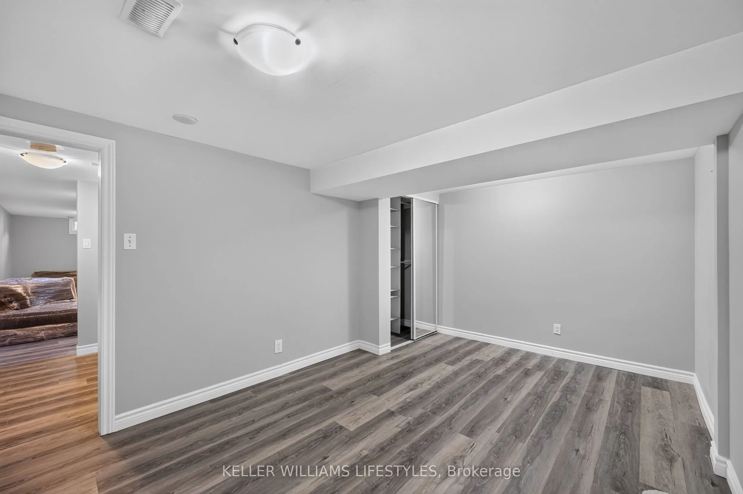 42 Stroud Crescent