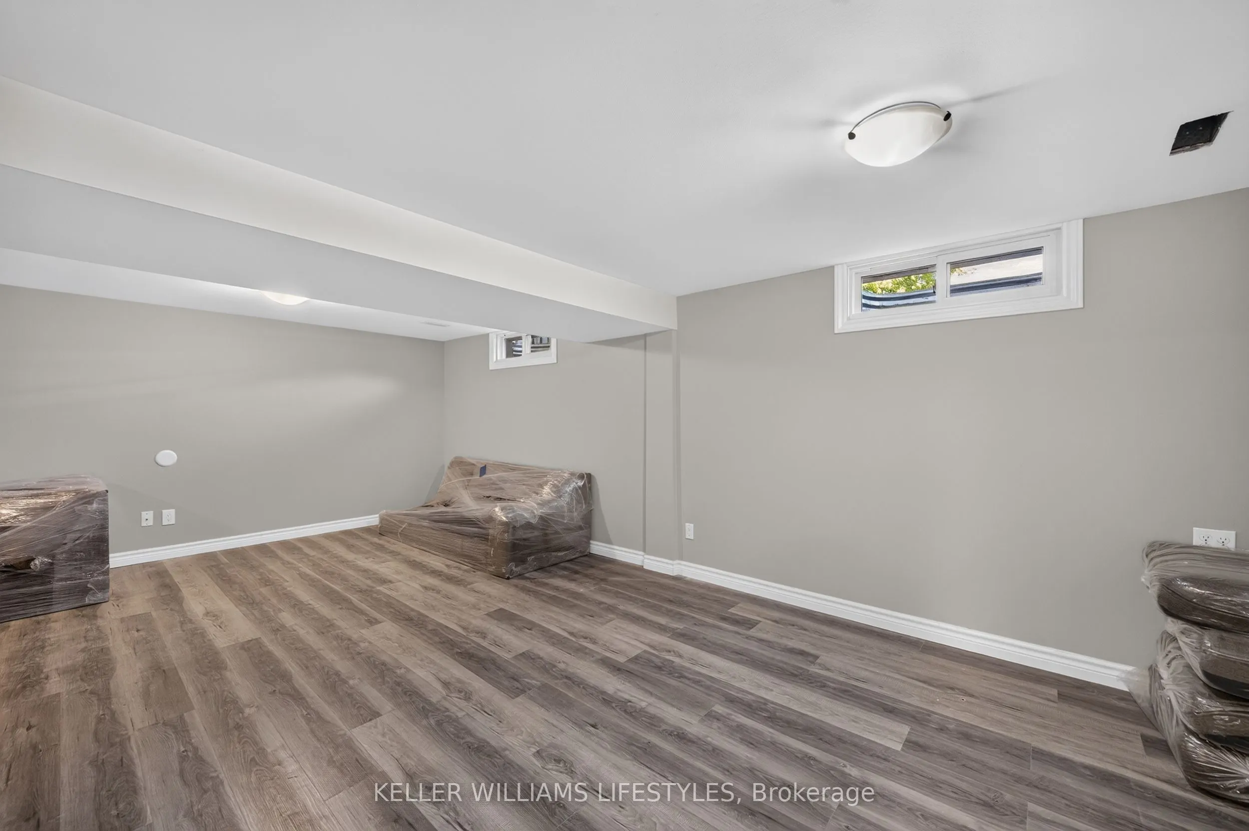 42 Stroud Crescent