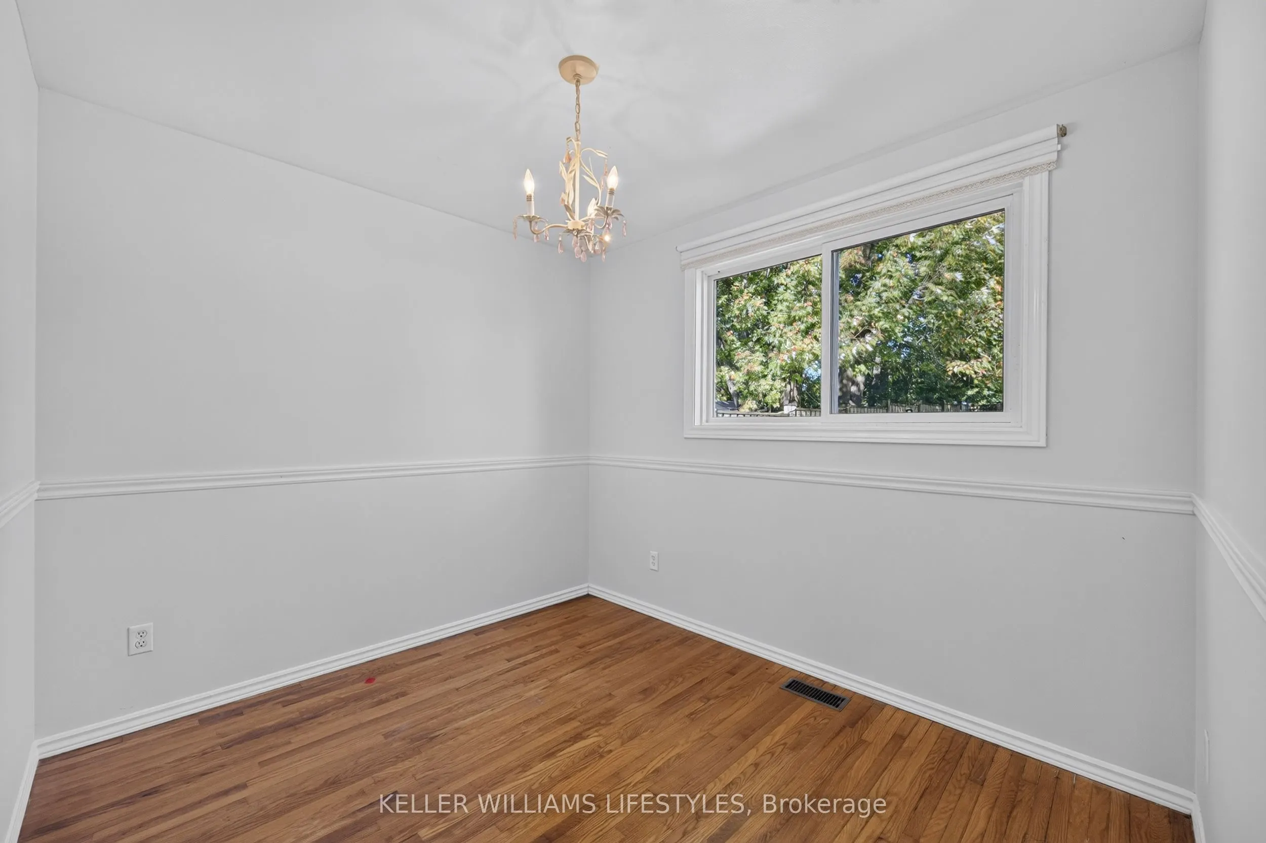 42 Stroud Crescent
