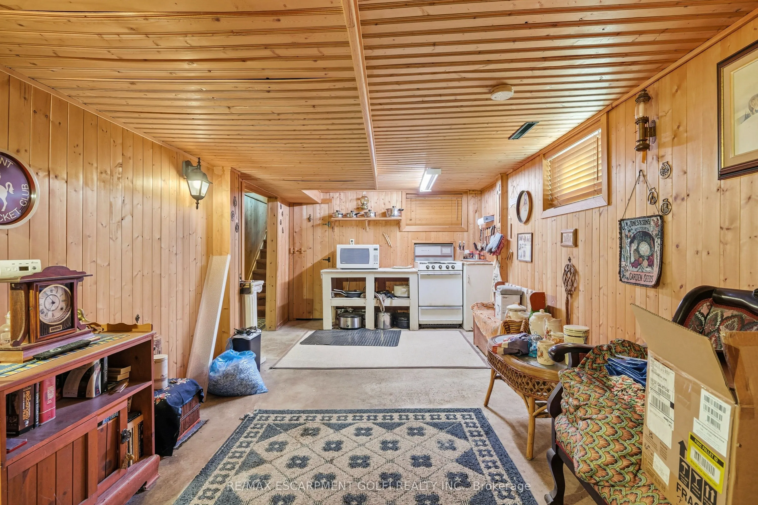 34 Pinecrest Avenue