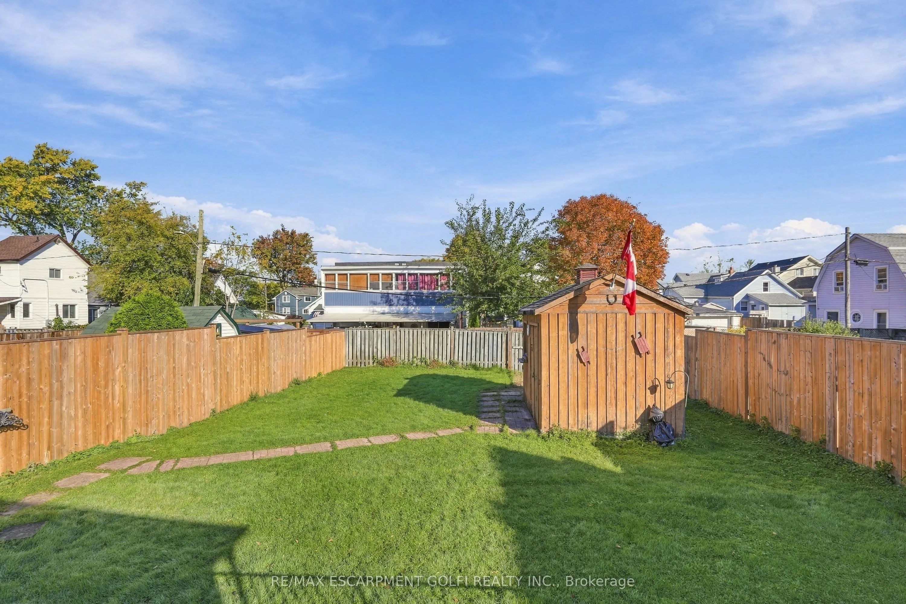 34 Pinecrest Avenue