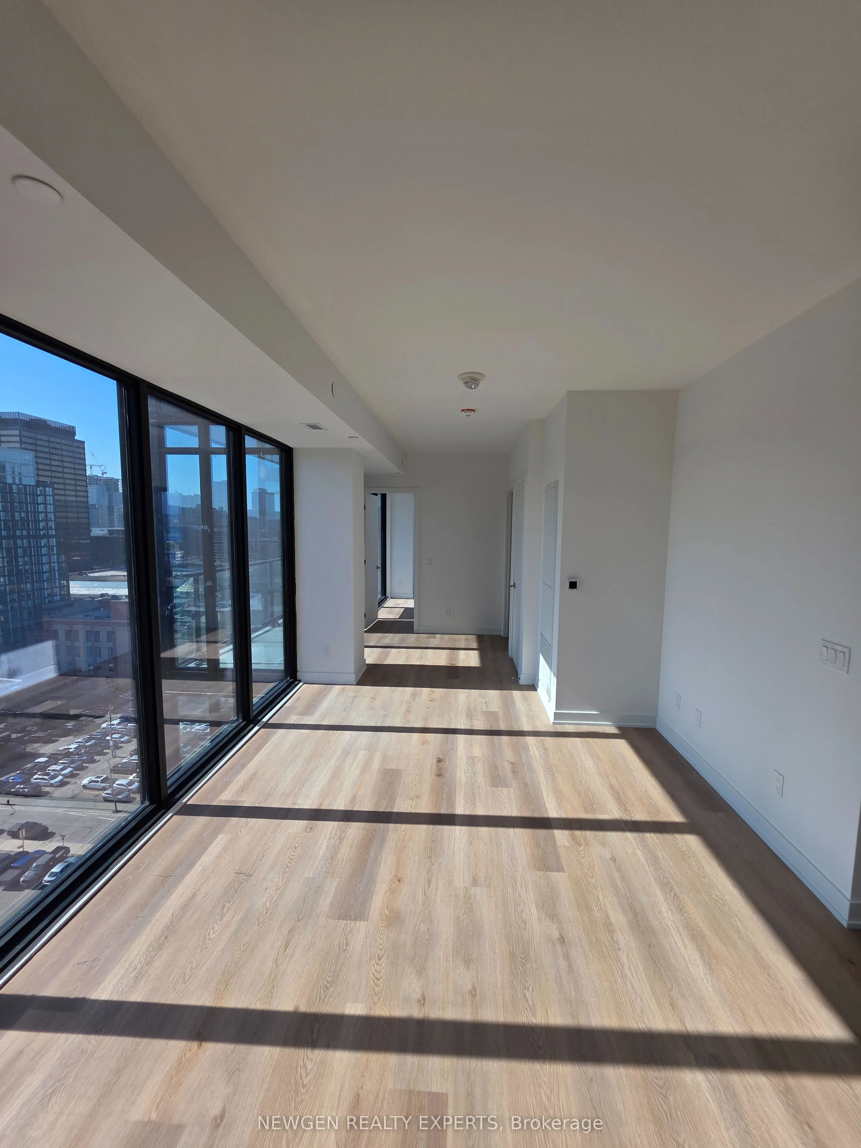 91 John Street N #1606