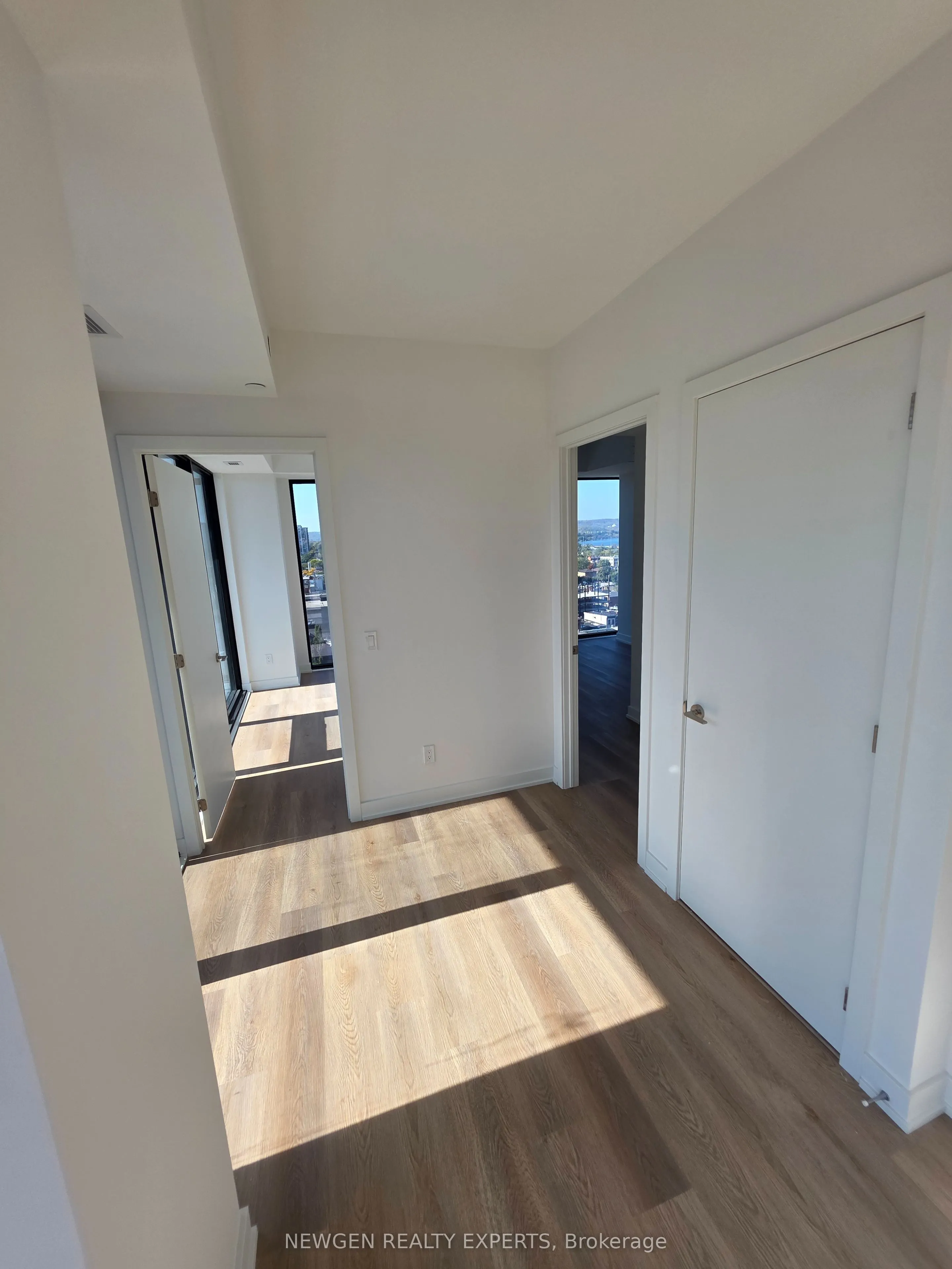 91 John Street N #1606