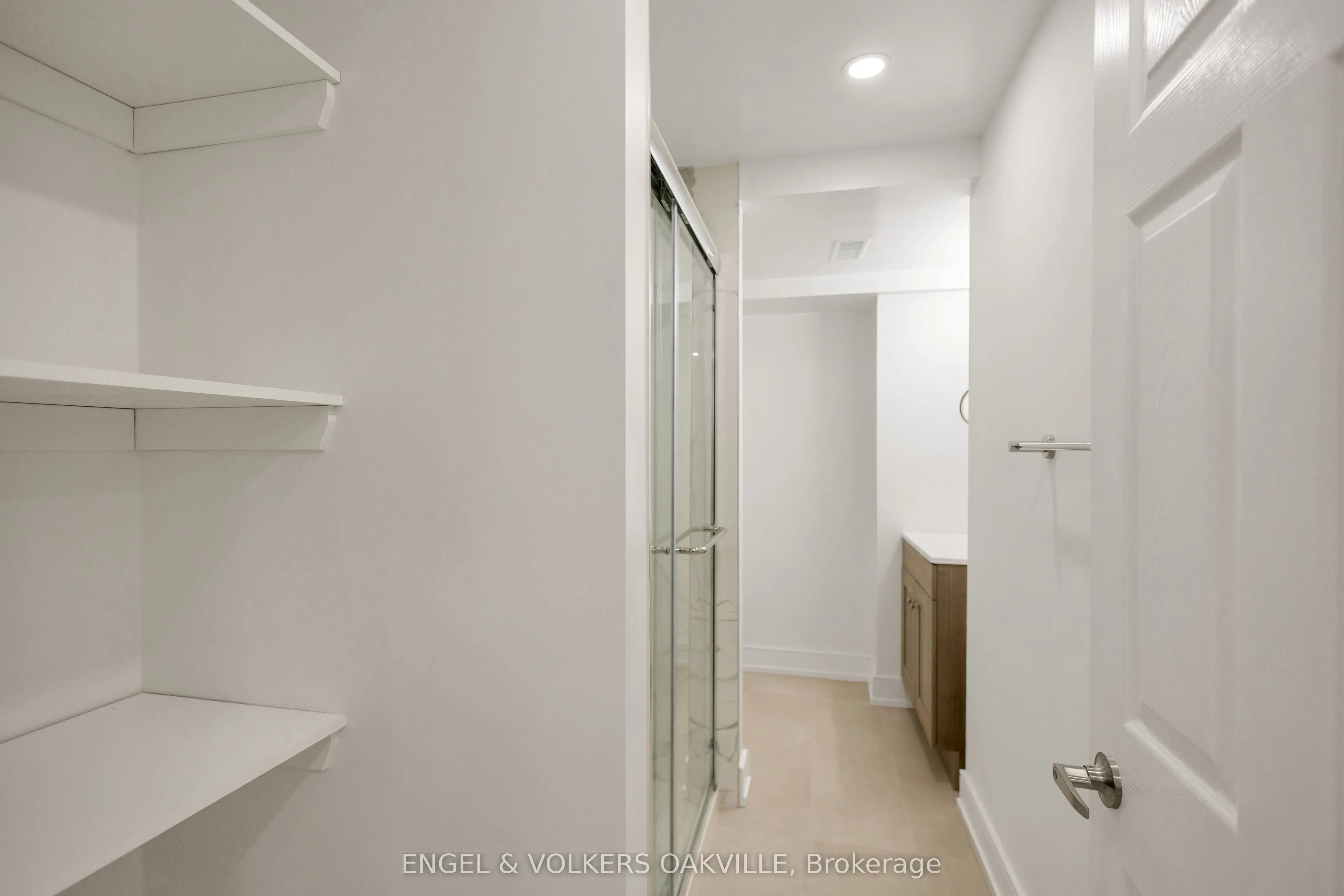 25 Hines Crescent