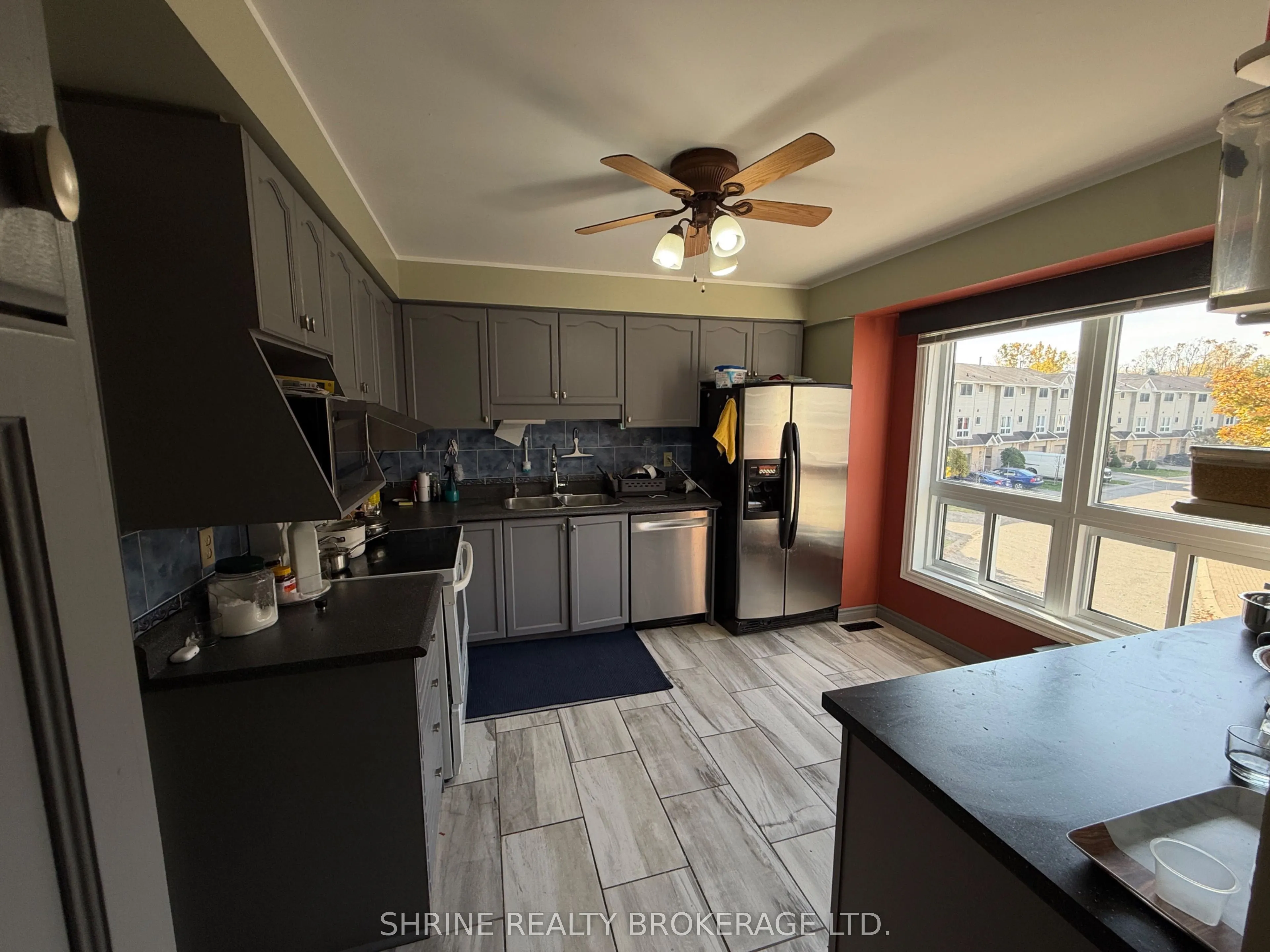 536 Third Street #27