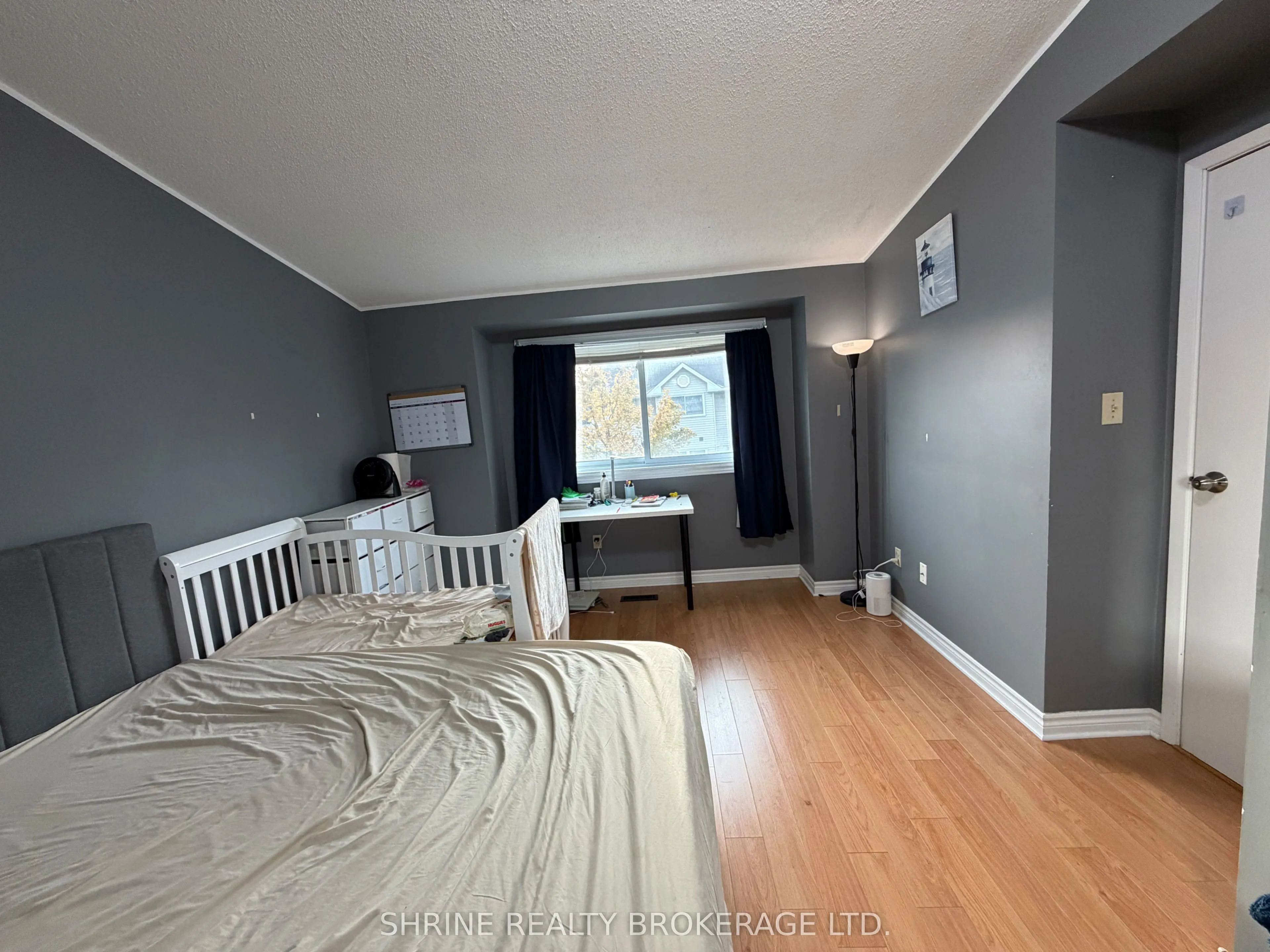 536 Third Street #27