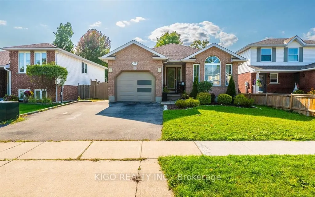 52 Dawn Crescent