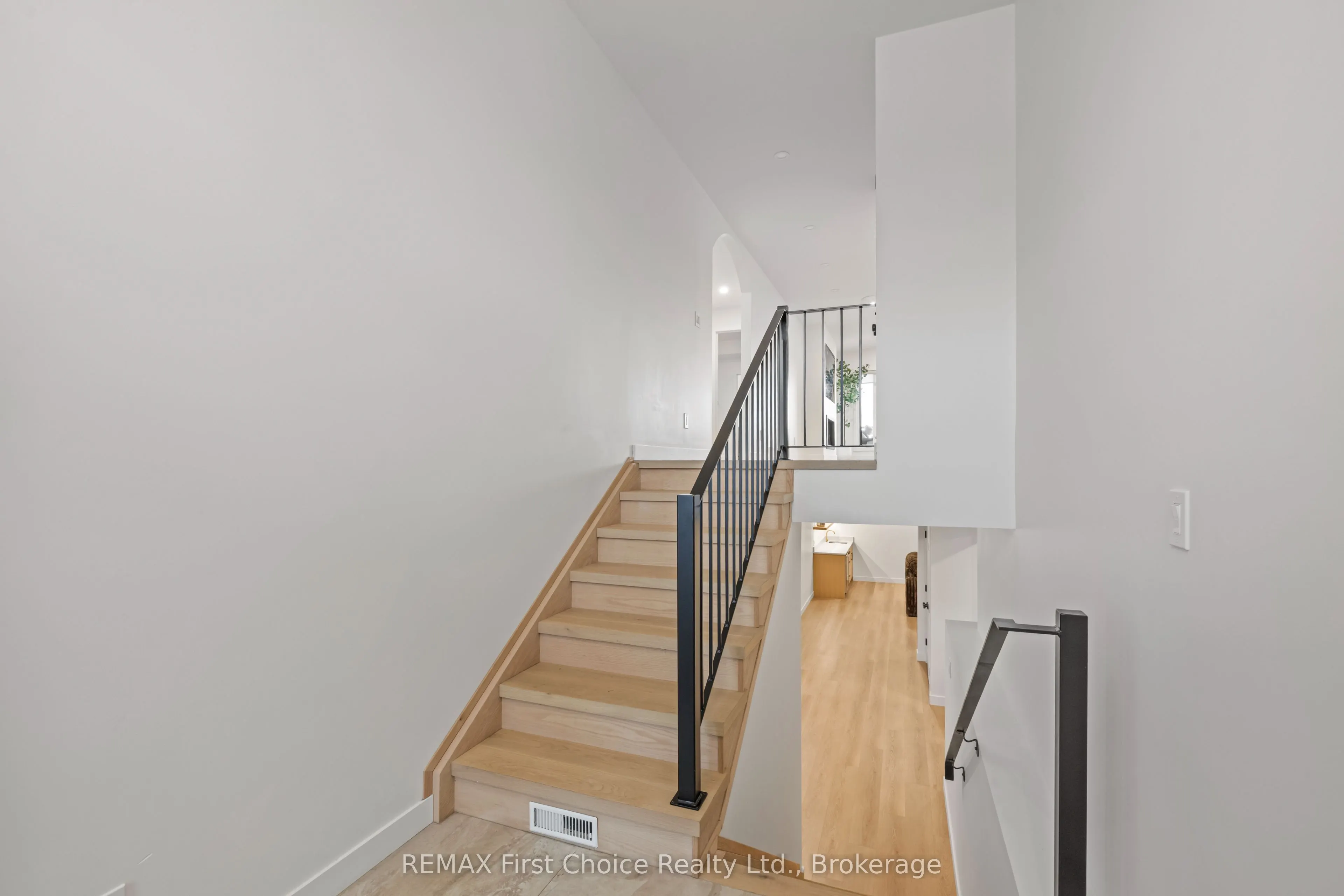 186 BRUIN Crescent