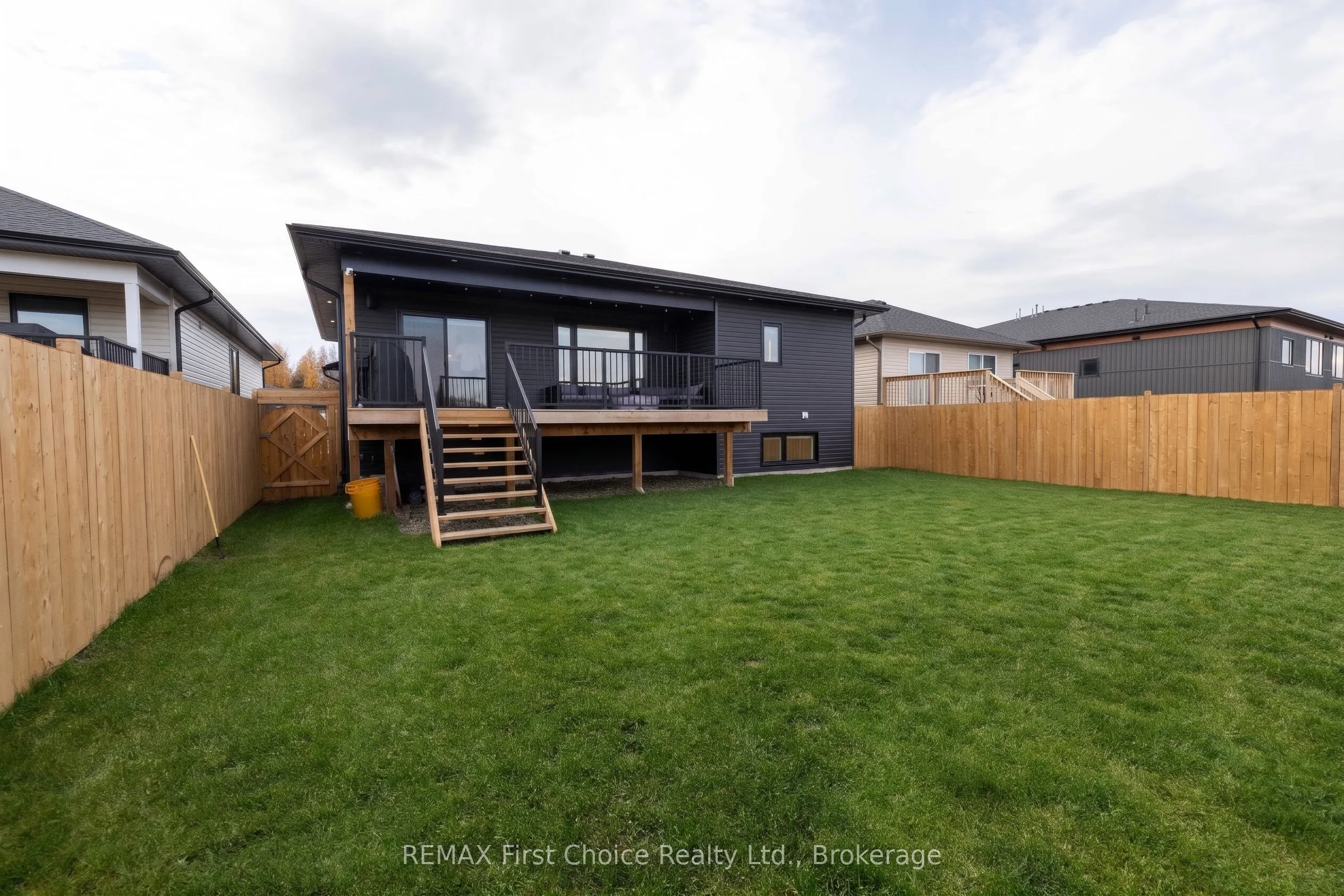 186 BRUIN Crescent