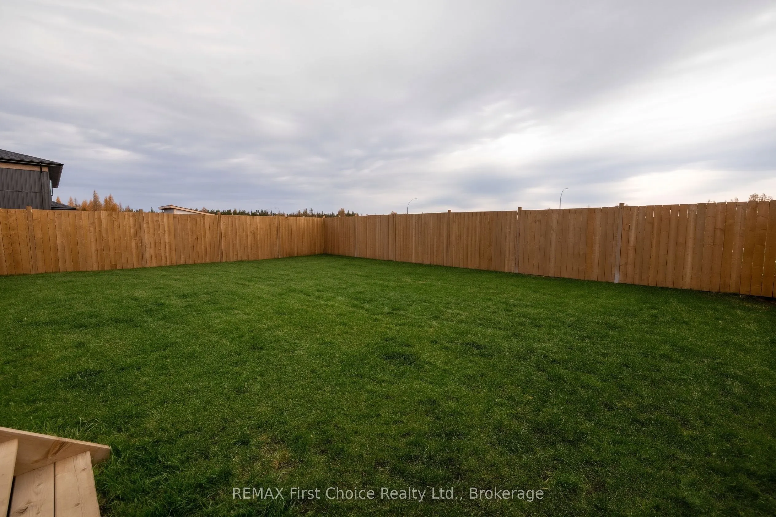 186 BRUIN Crescent