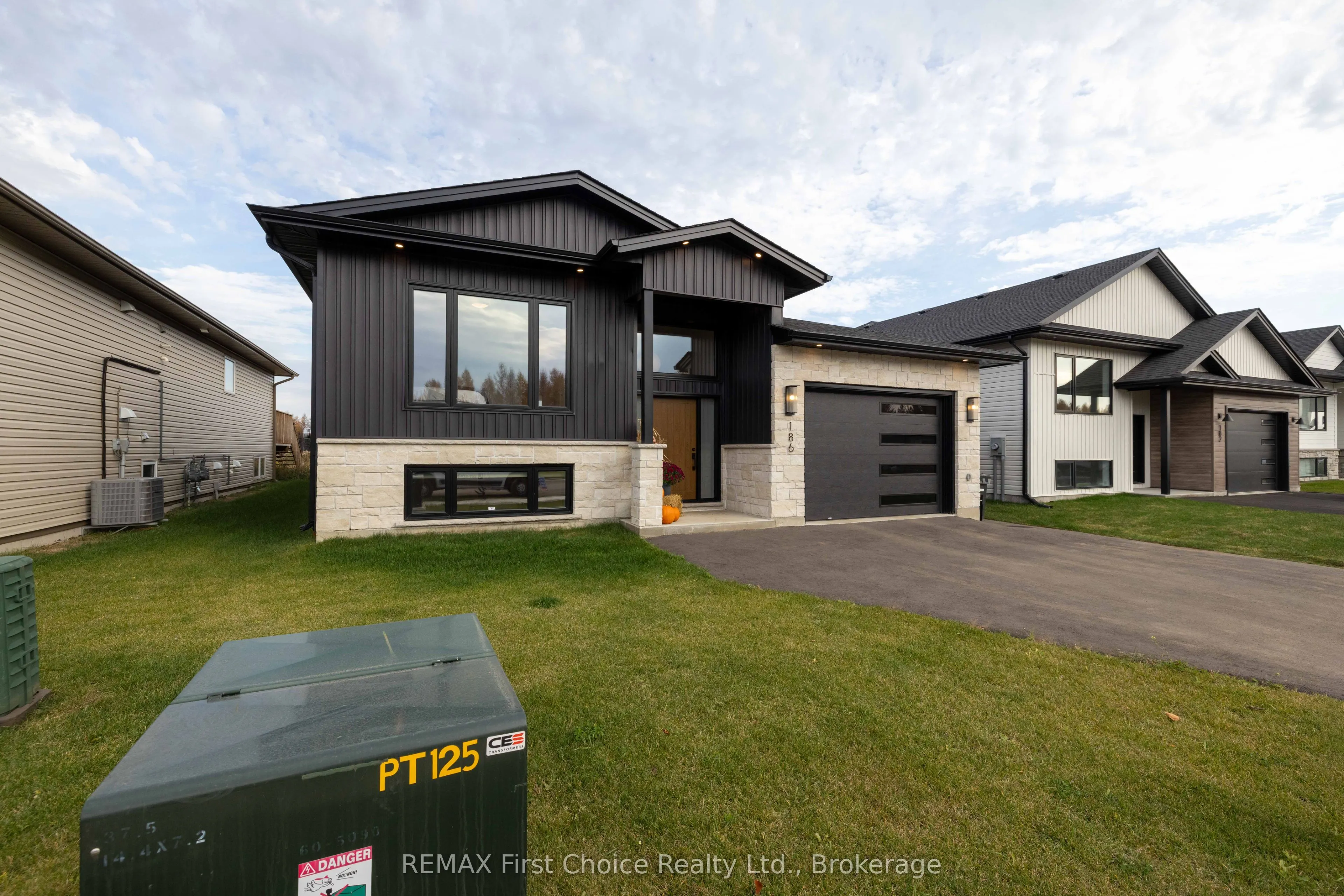 186 BRUIN Crescent