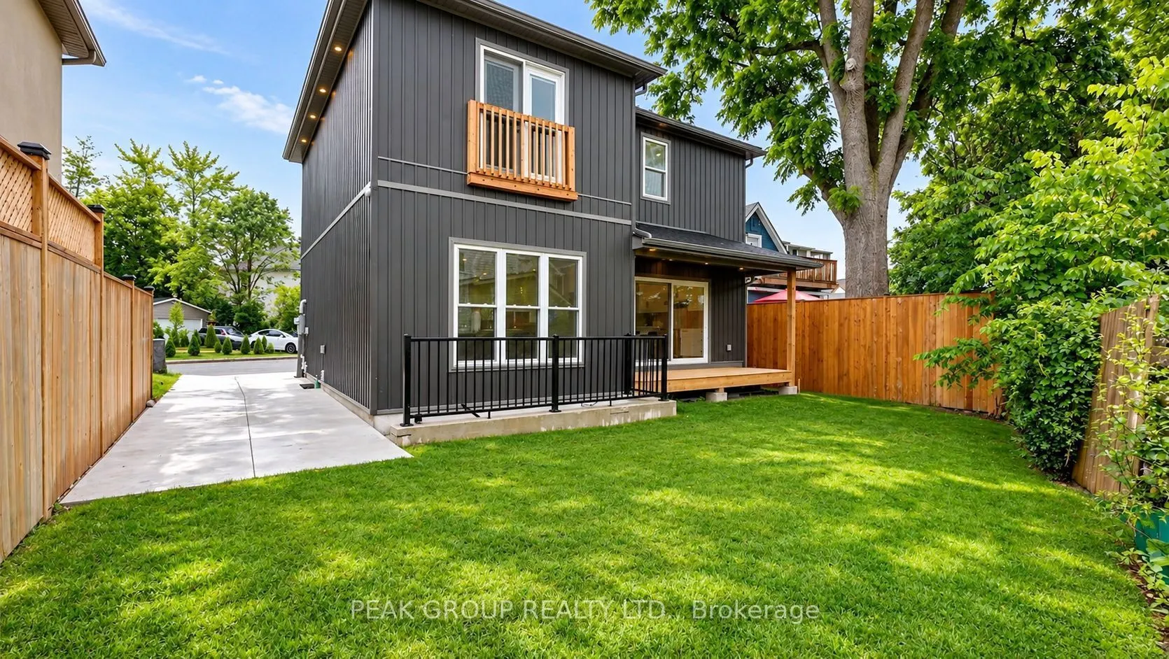 4567 Ryerson Crescent #LOWER