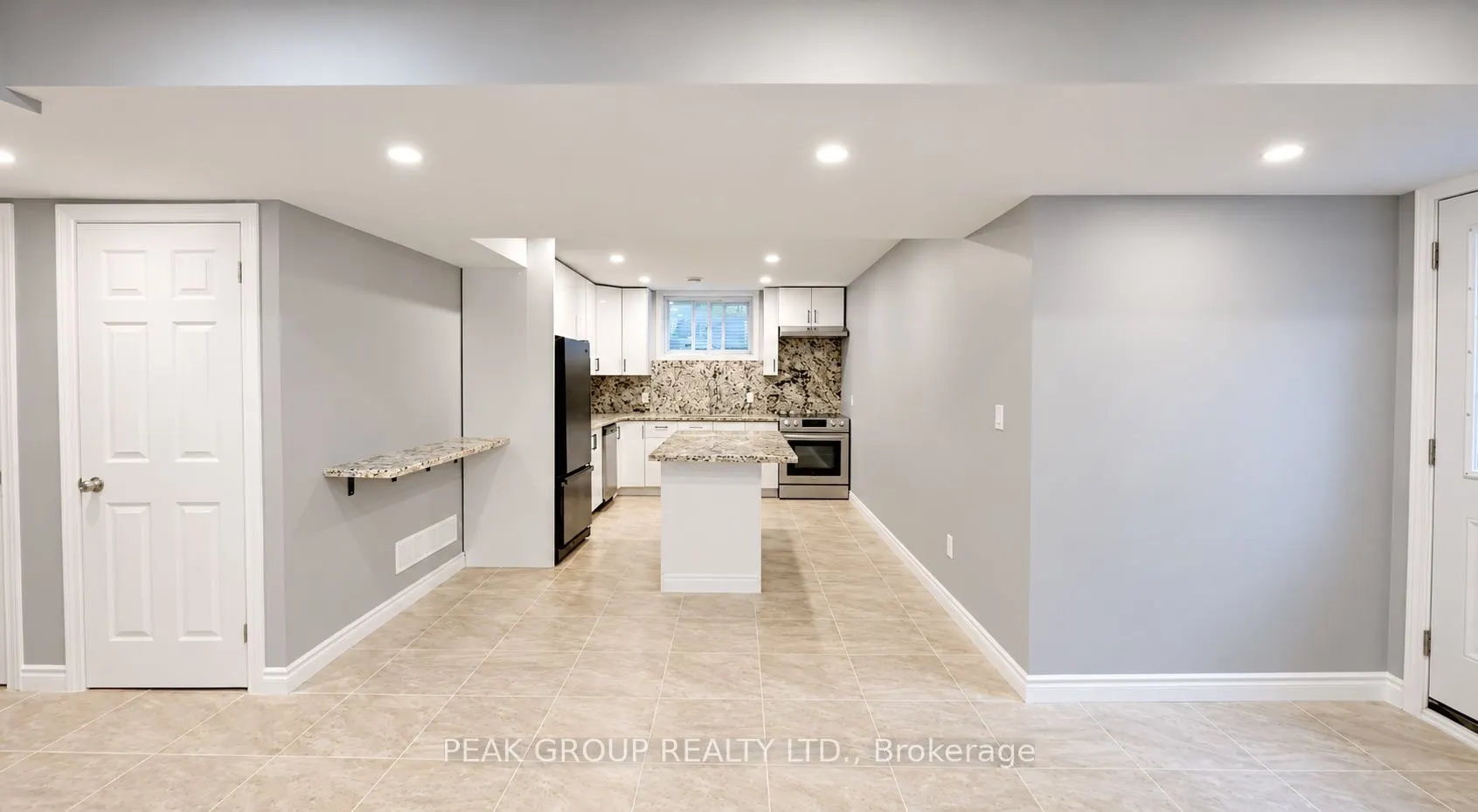 4567 Ryerson Crescent #LOWER