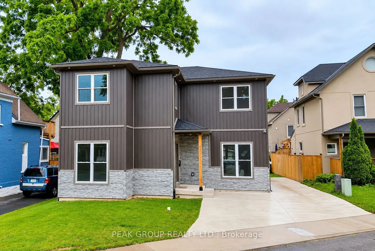 4567 Ryerson Crescent #LOWER