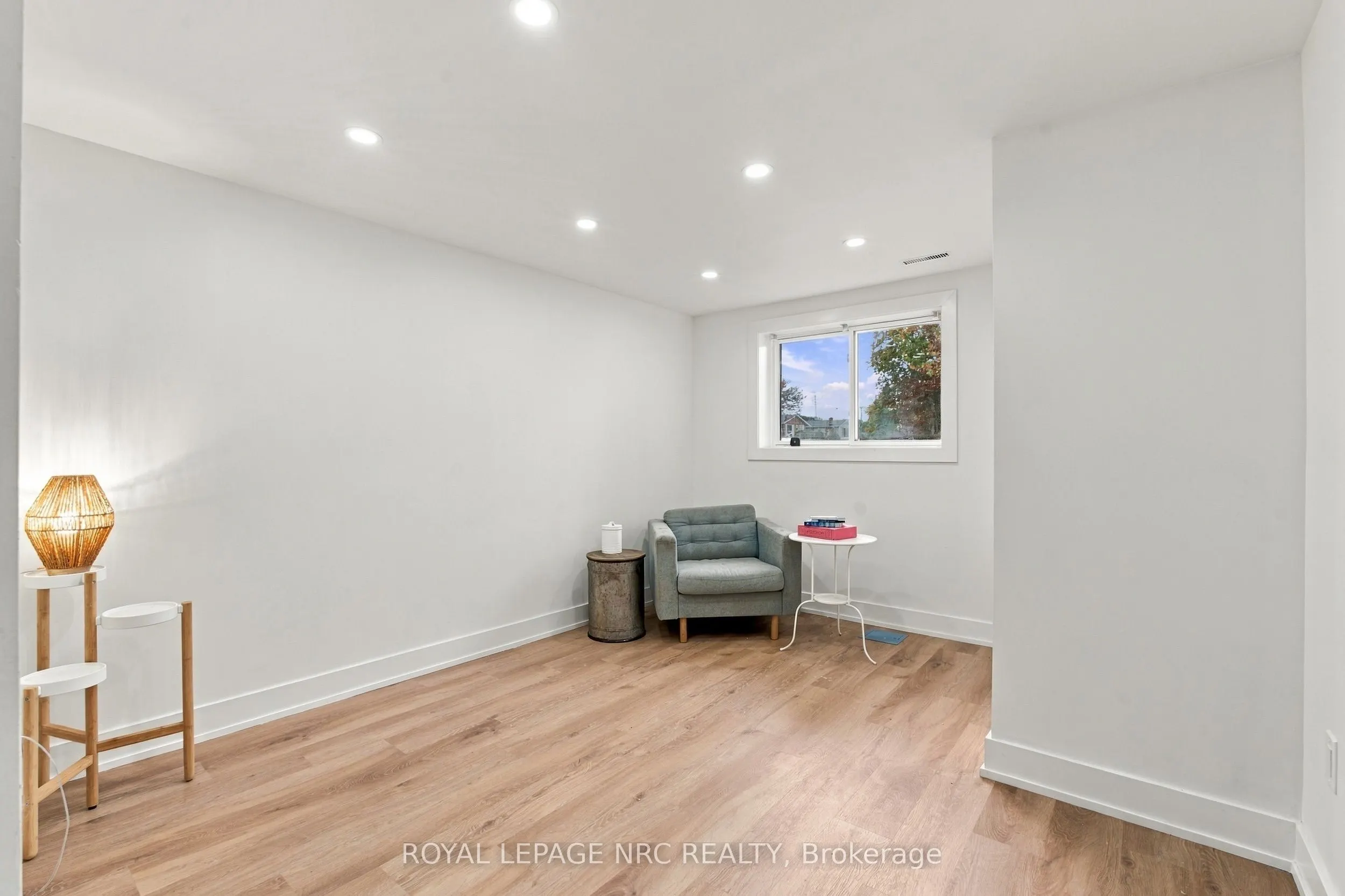 26 PINEHURST Drive