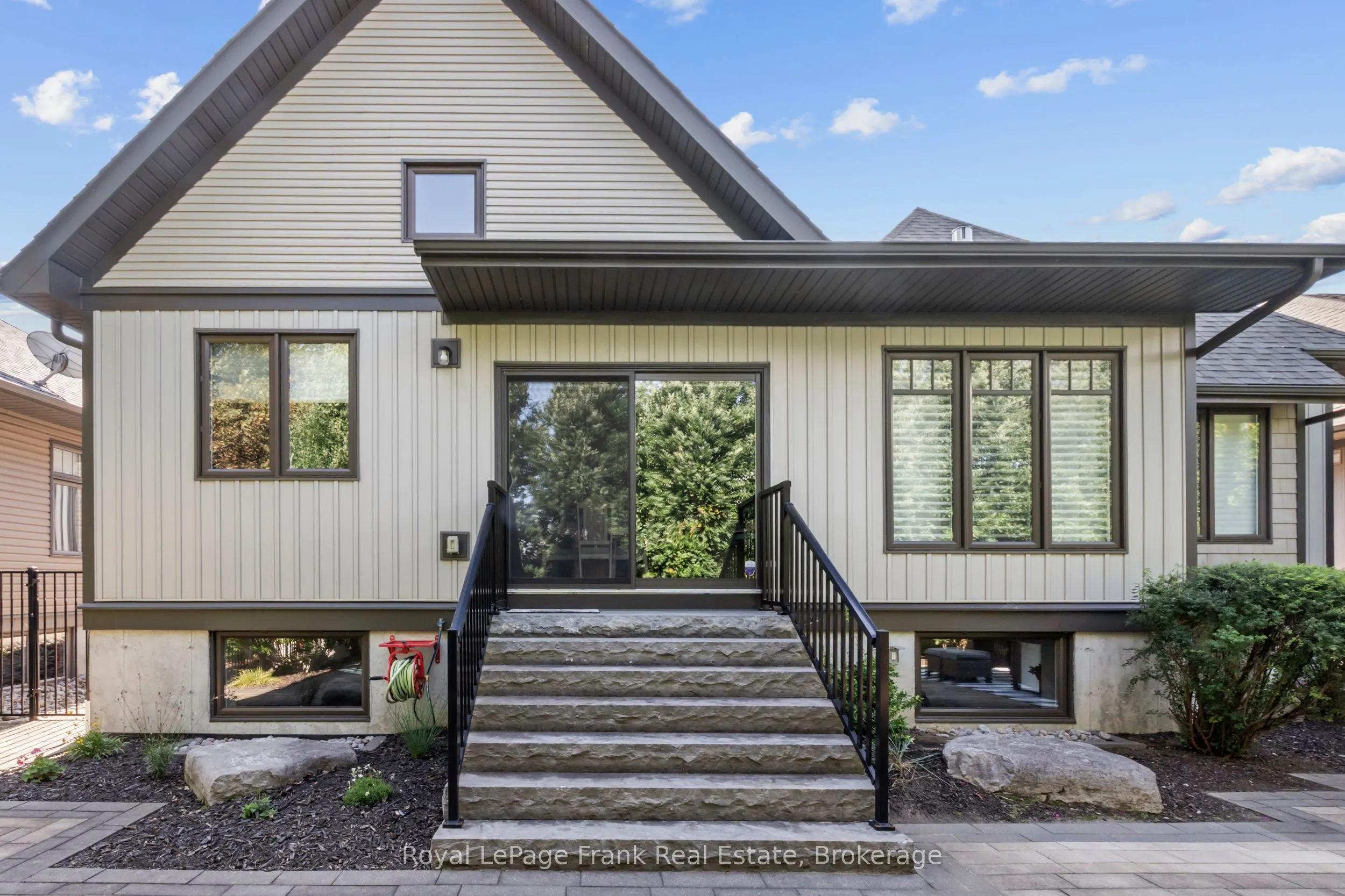 864 Burnham Street