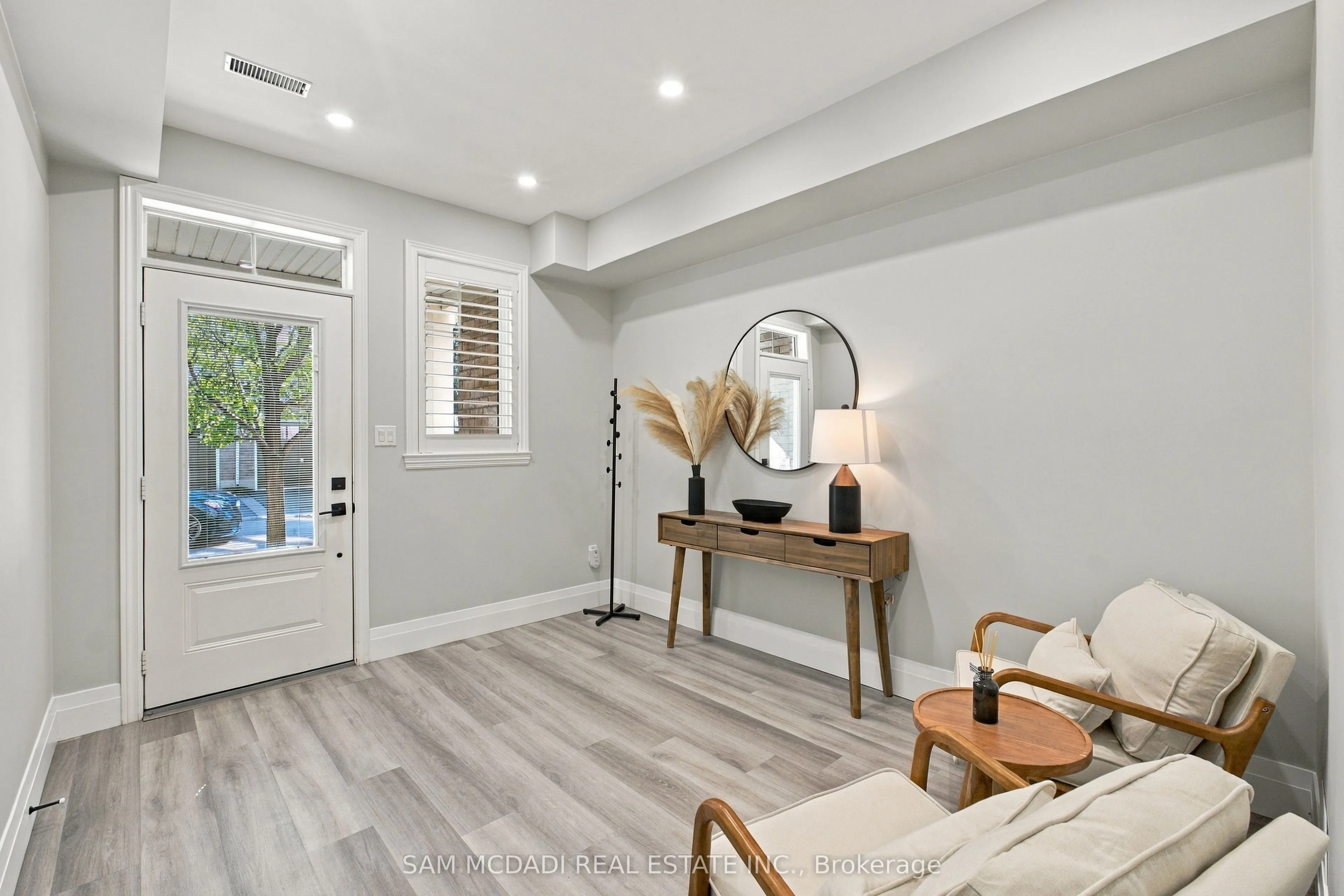 337 BEACH Boulevard #23