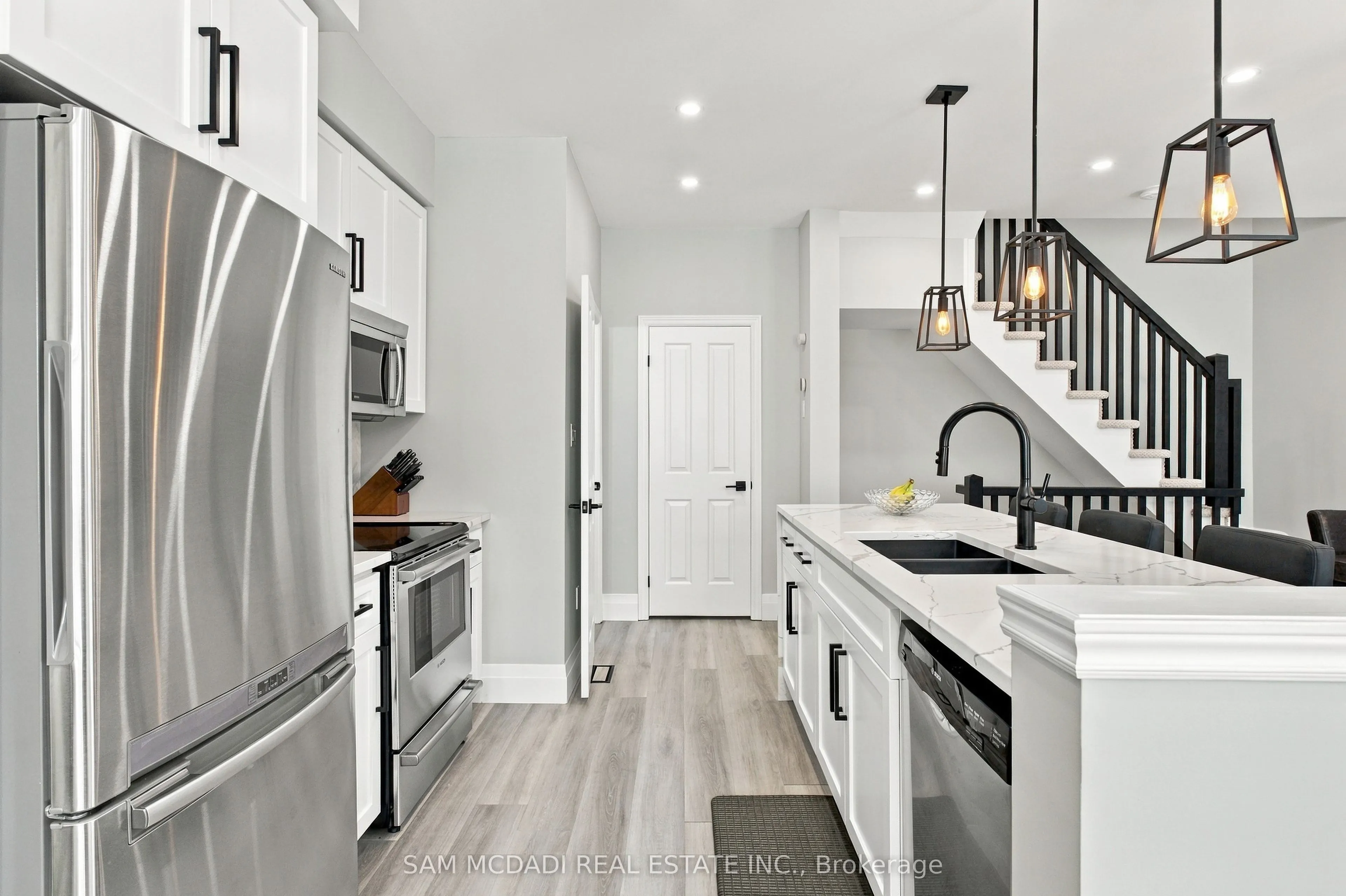 337 BEACH Boulevard #23