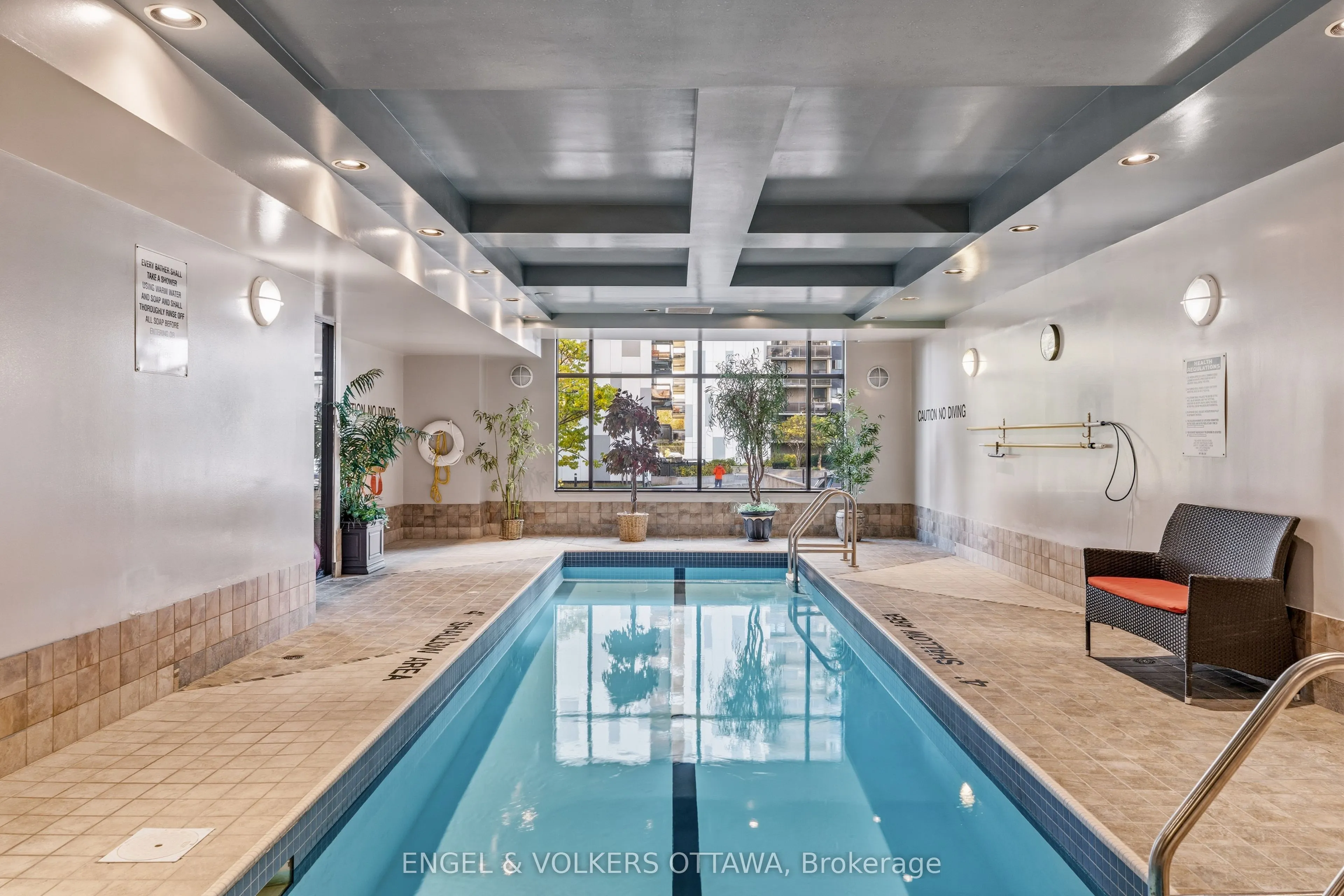 570 LAURIER Avenue #406