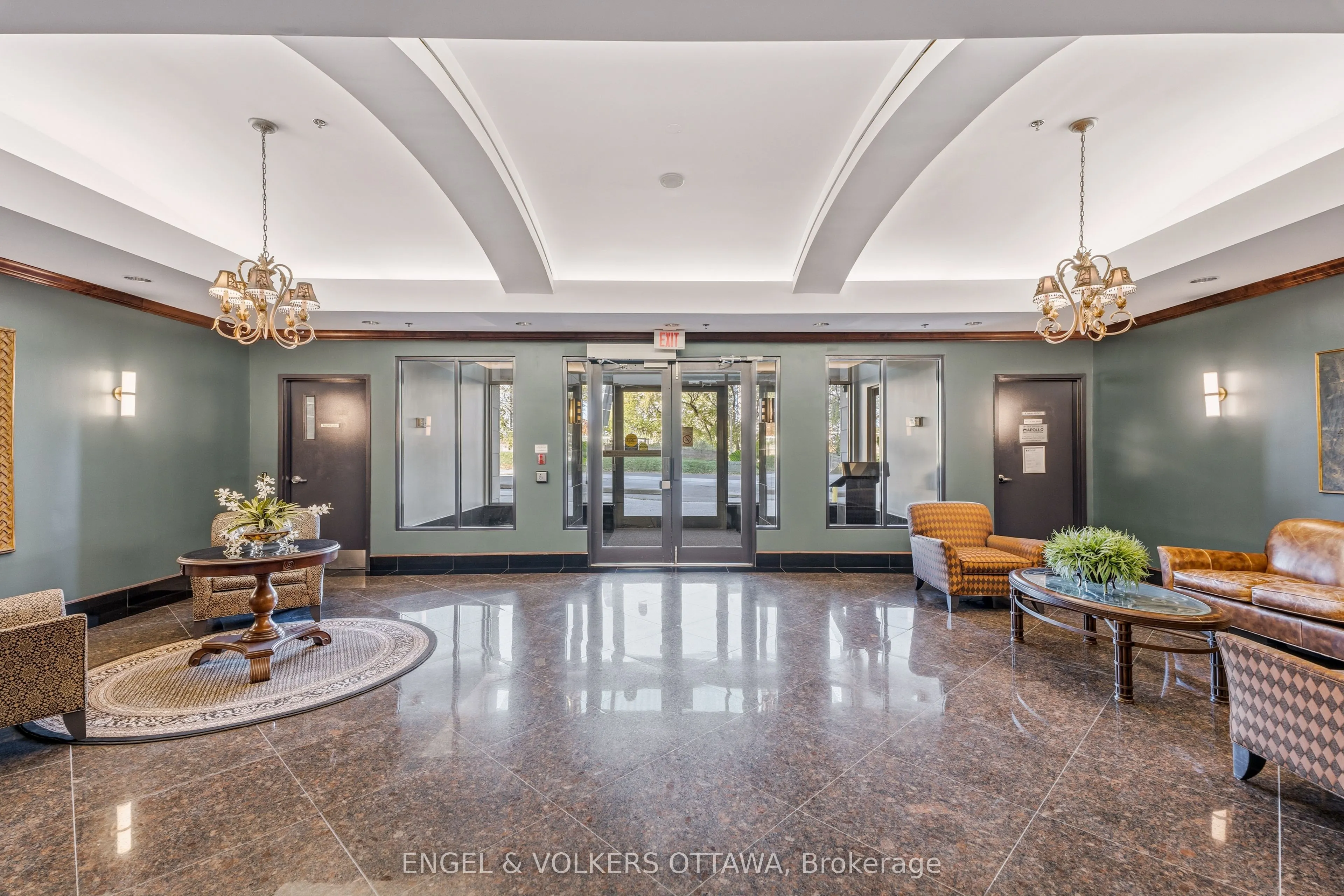 570 LAURIER Avenue #406