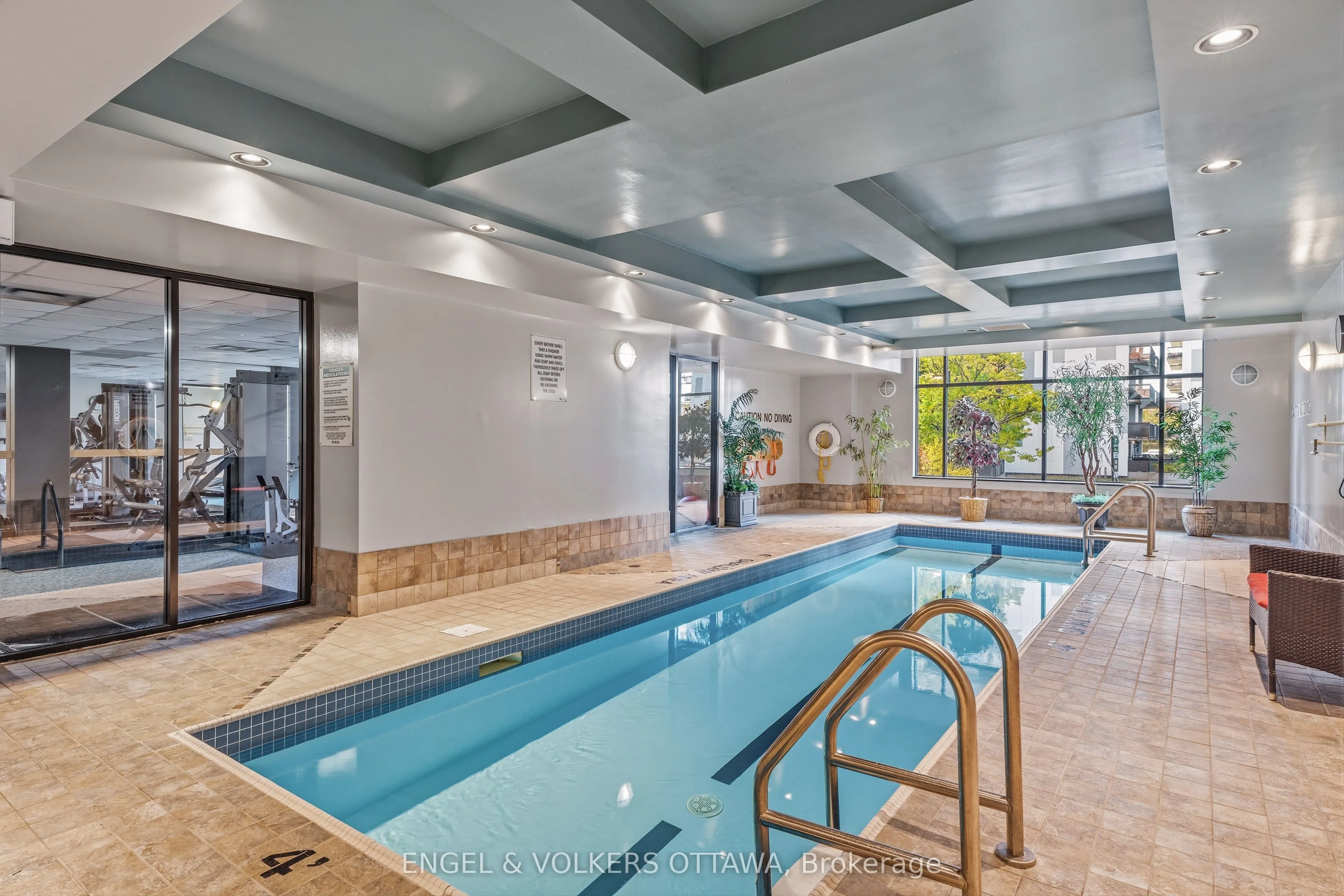 570 LAURIER Avenue #406
