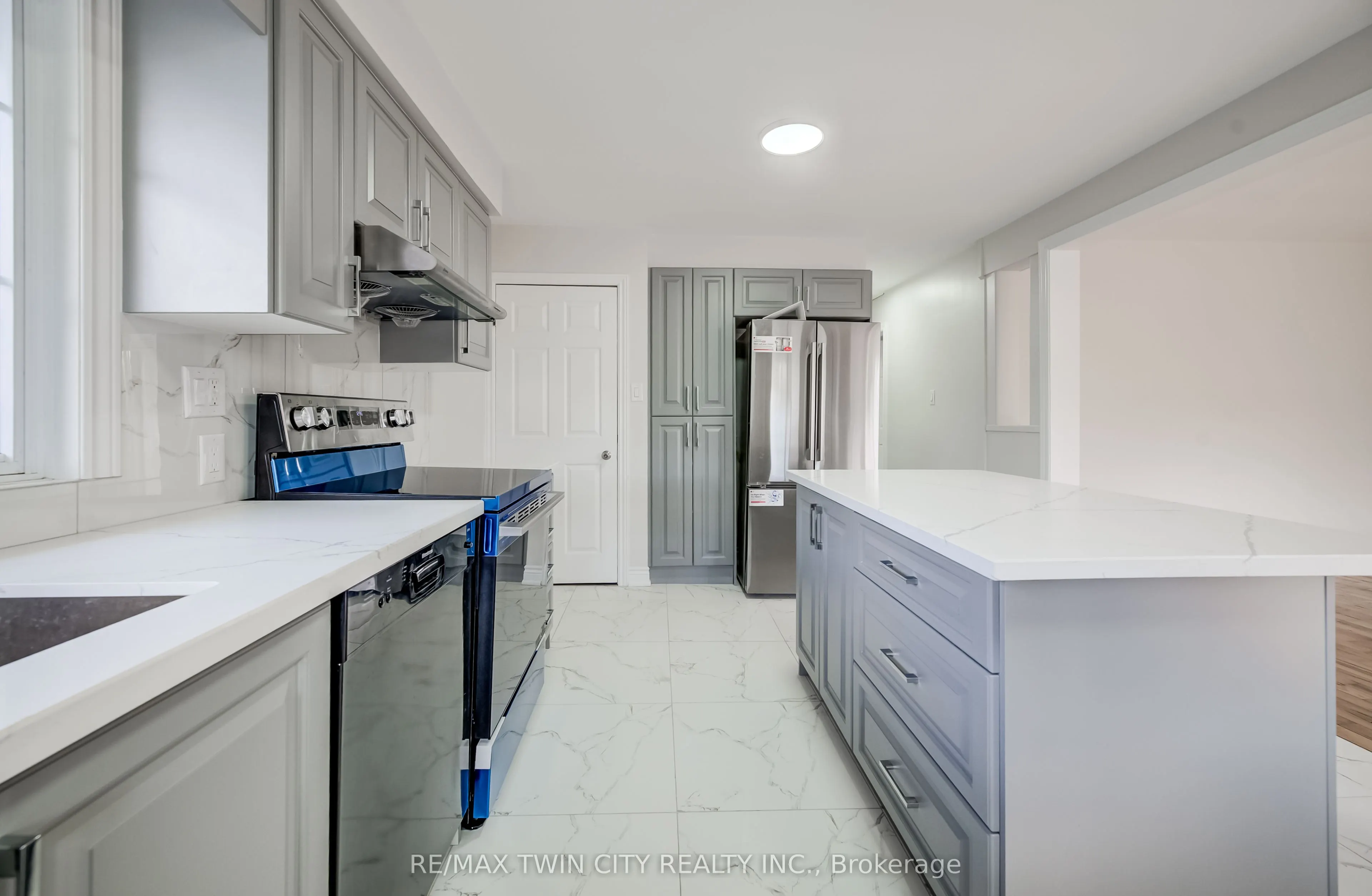 176 Samuelson Street