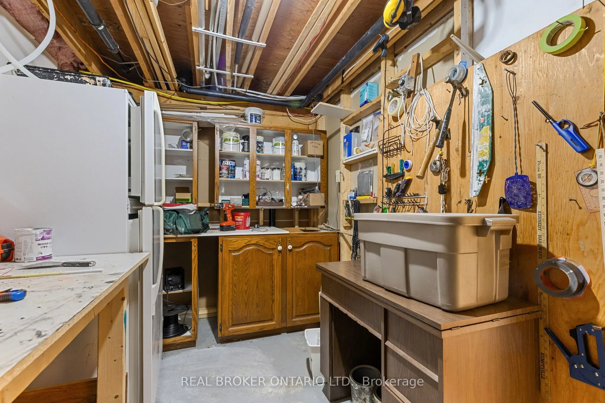 316 Clothier Street W