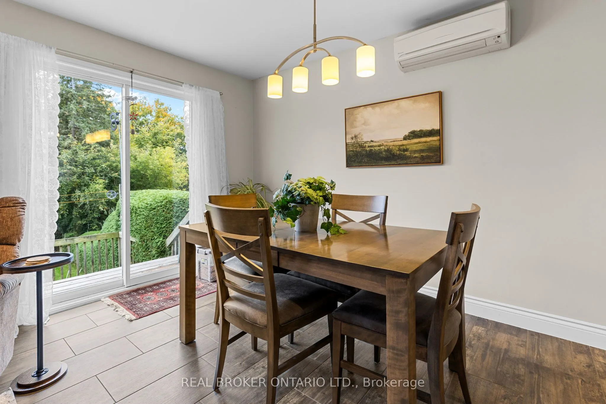 316 Clothier Street W