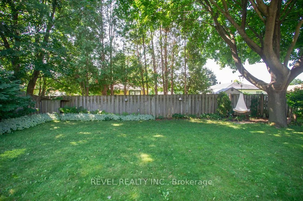 27 Myrtleville Drive