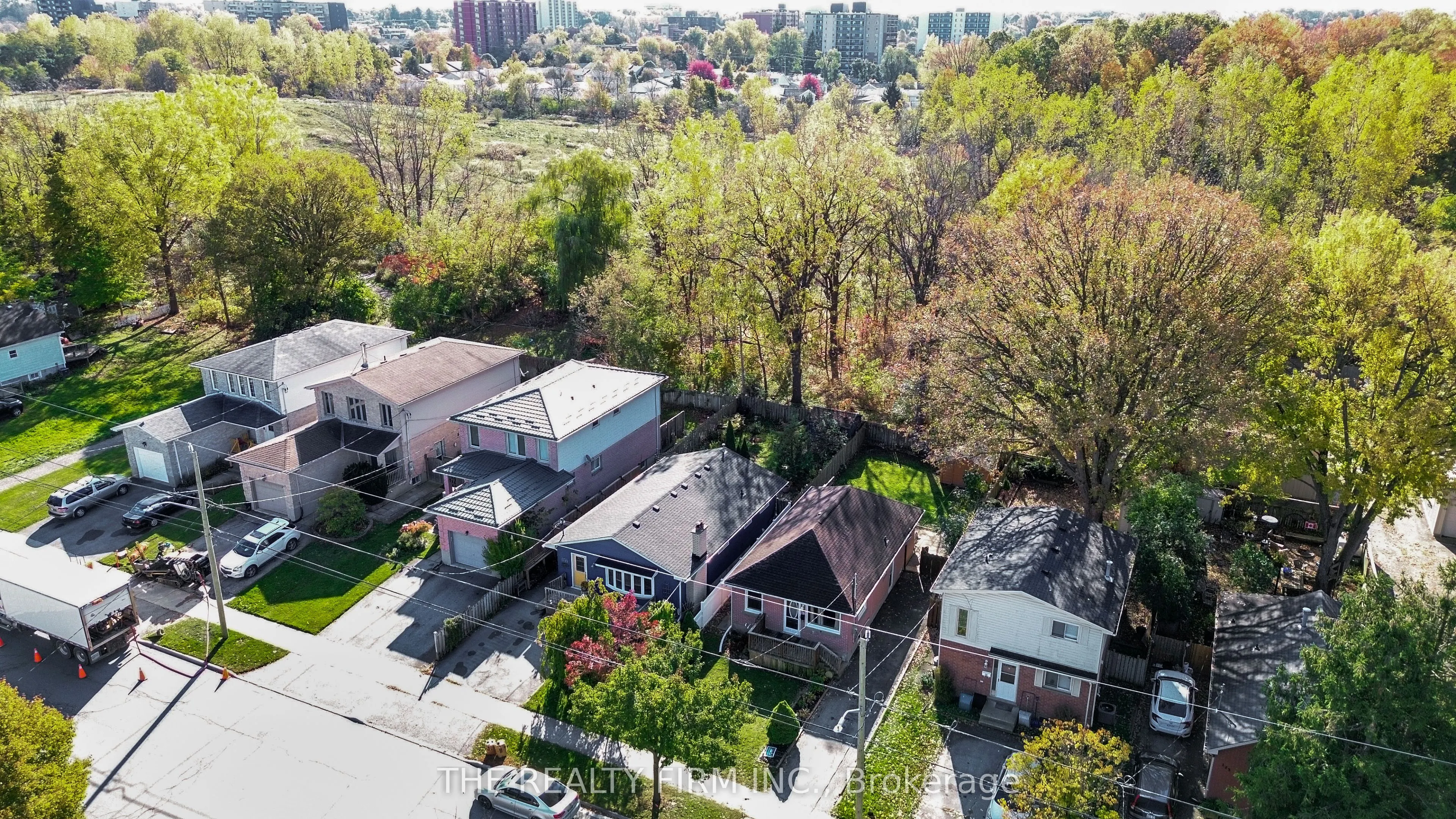 119 Emery Street W