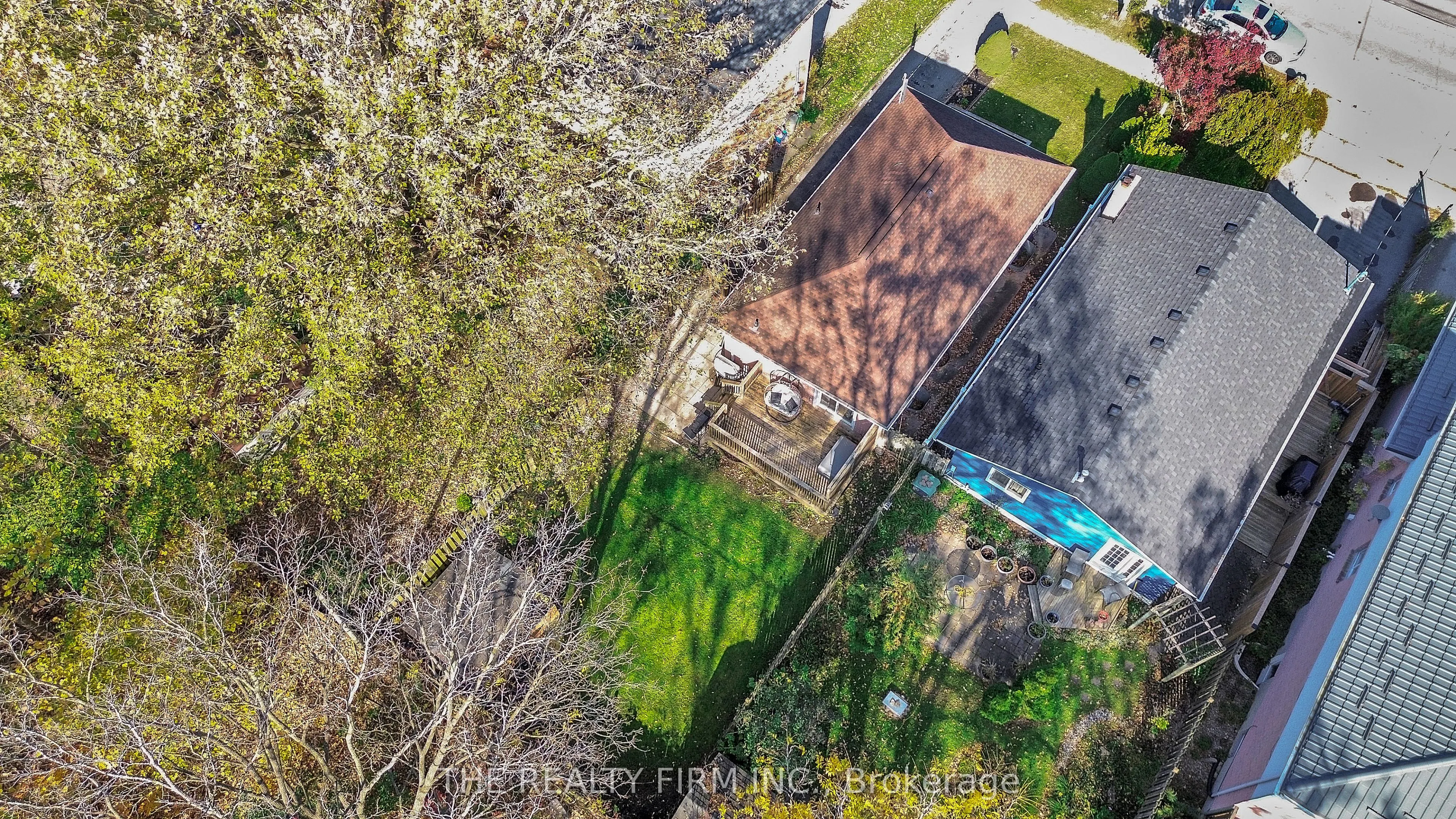 119 Emery Street W
